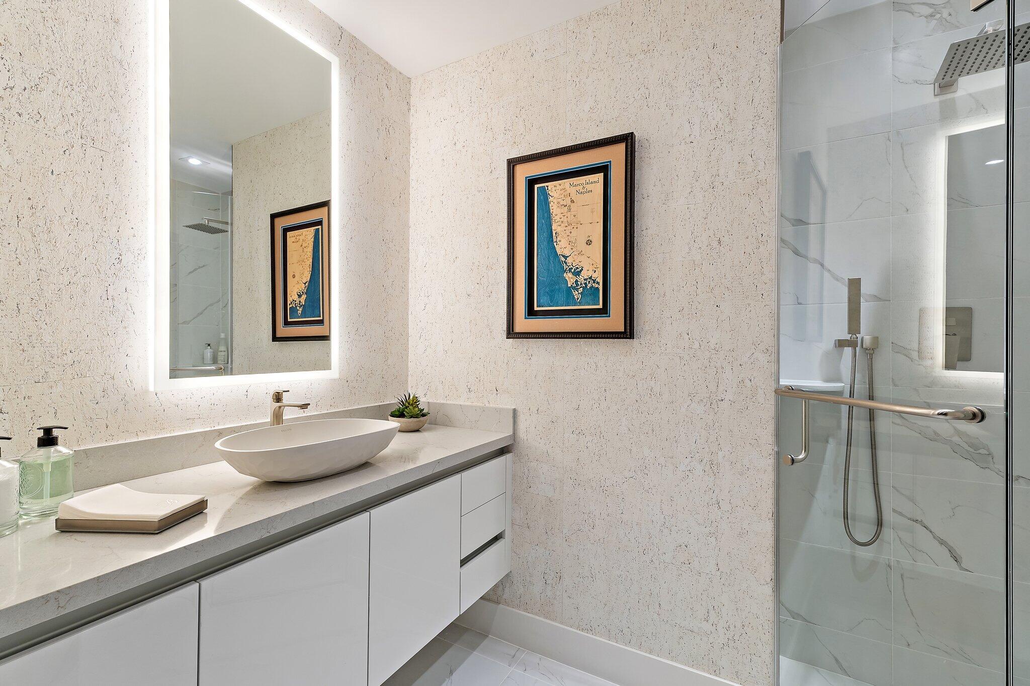 3100 N Ocean Drive P-1003