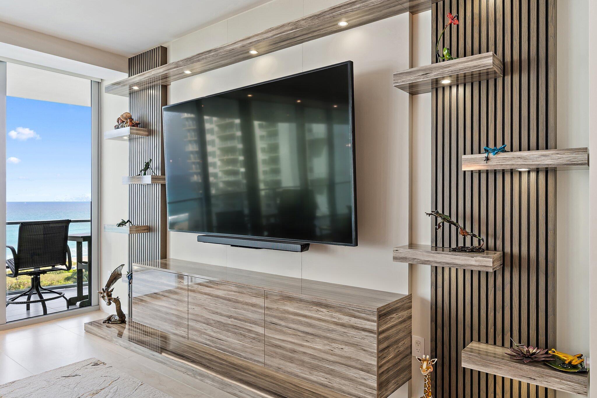 3100 N Ocean Drive P-1003