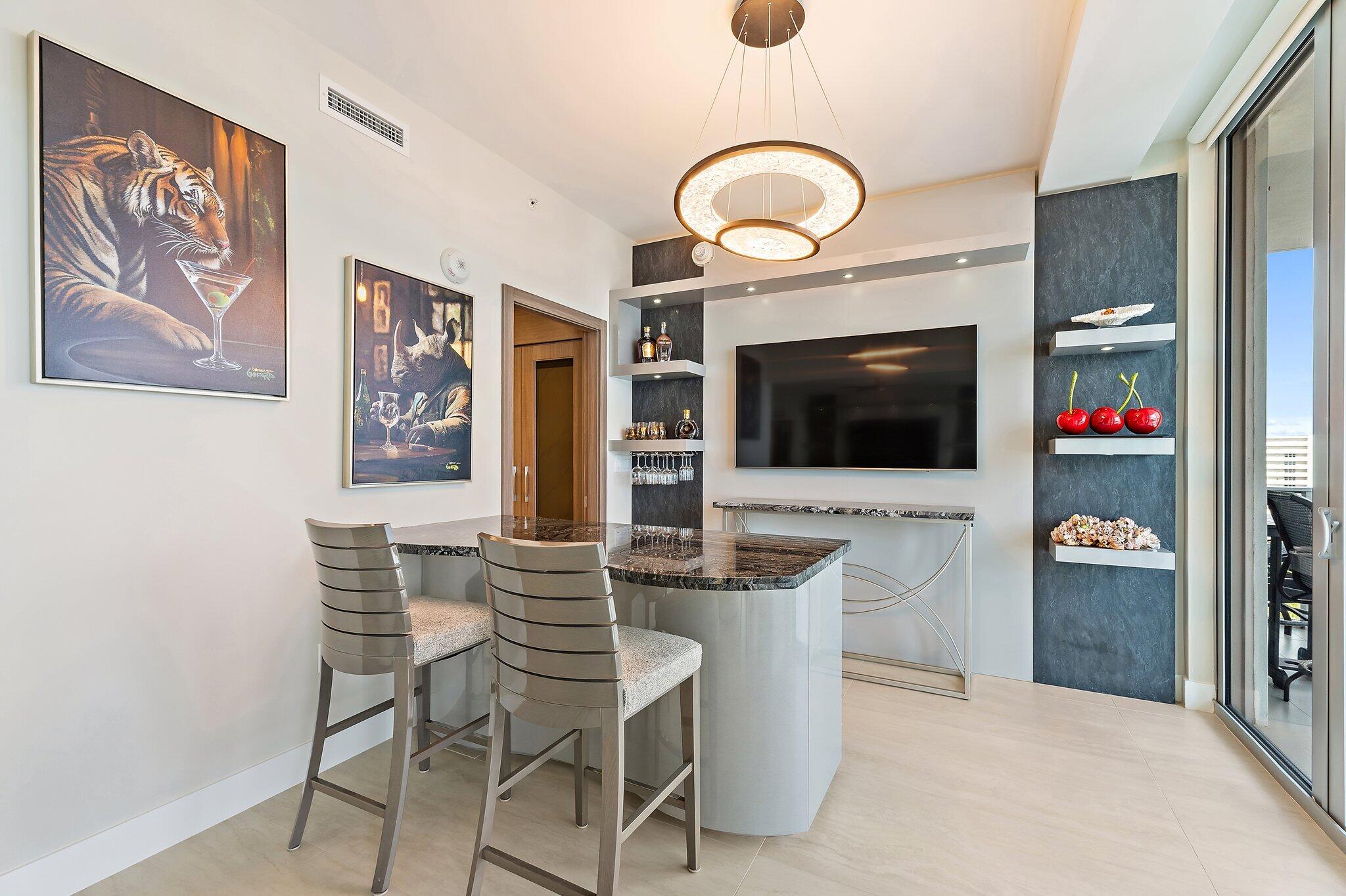 3100 N Ocean Drive P-1003