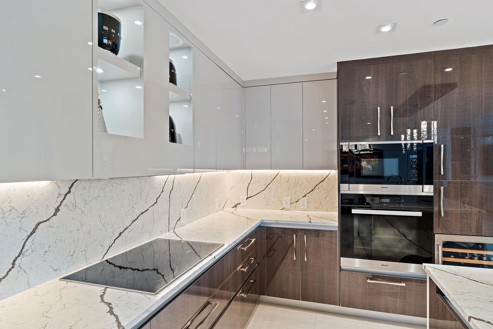 3100 N Ocean Drive P-1003