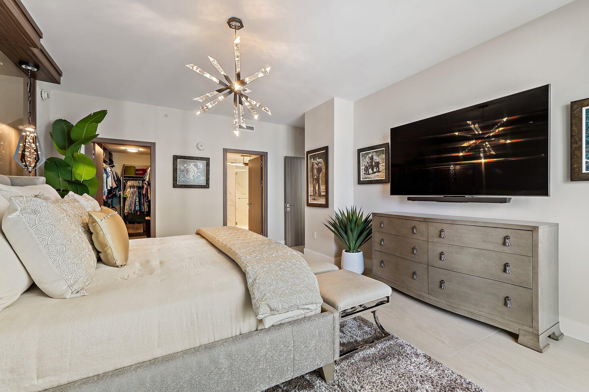 3100 N Ocean Drive P-1003