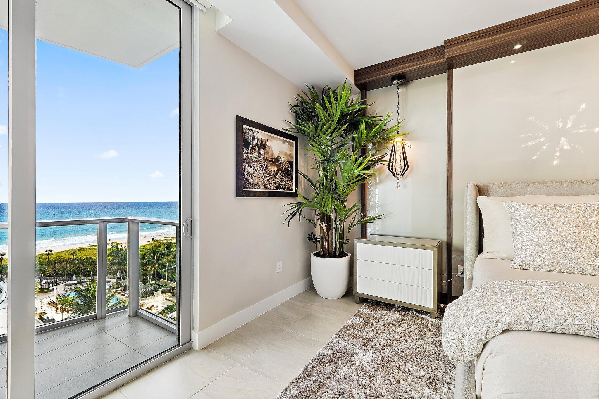 3100 N Ocean Drive P-1003