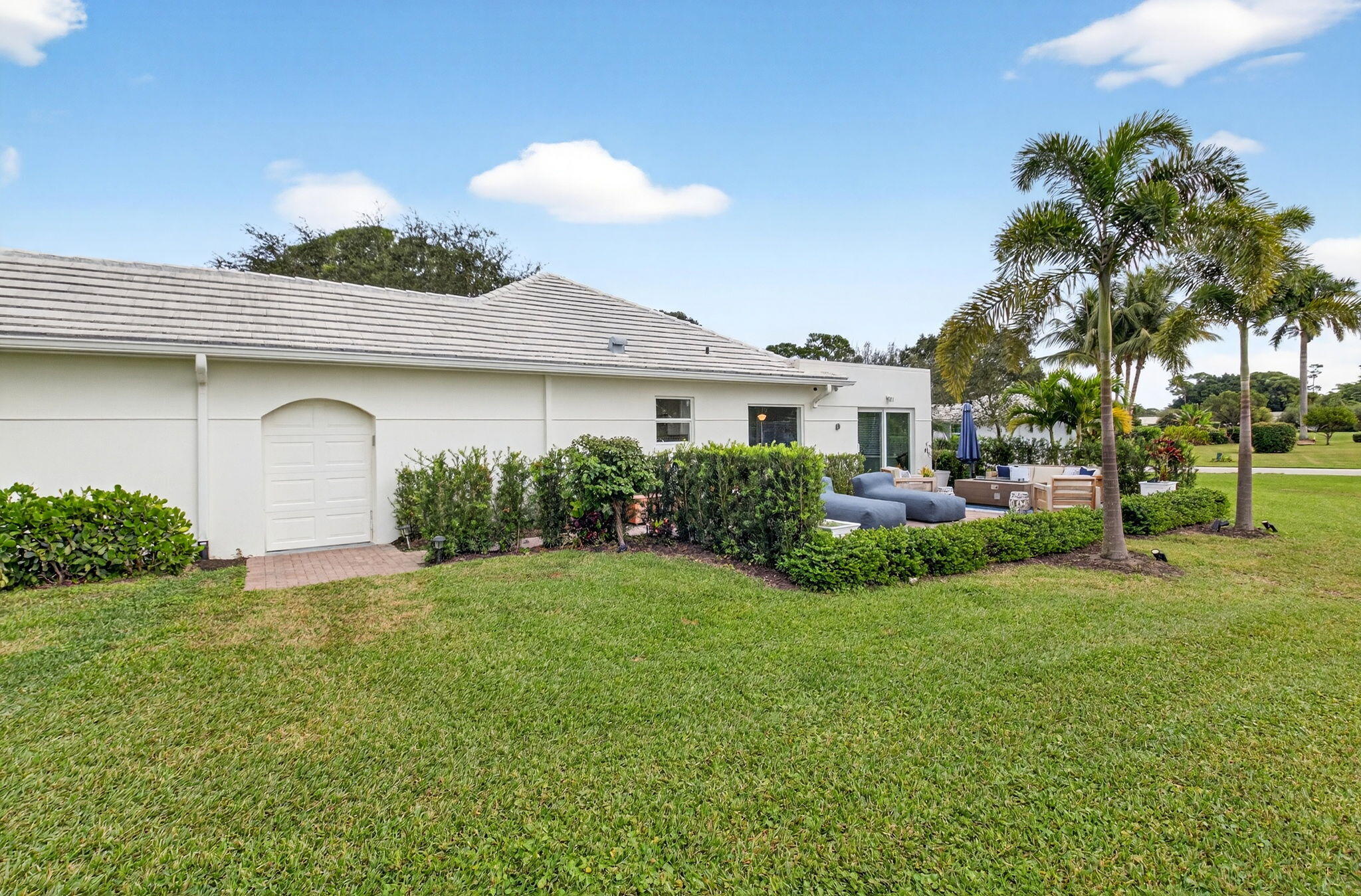 13 Acacia Drive