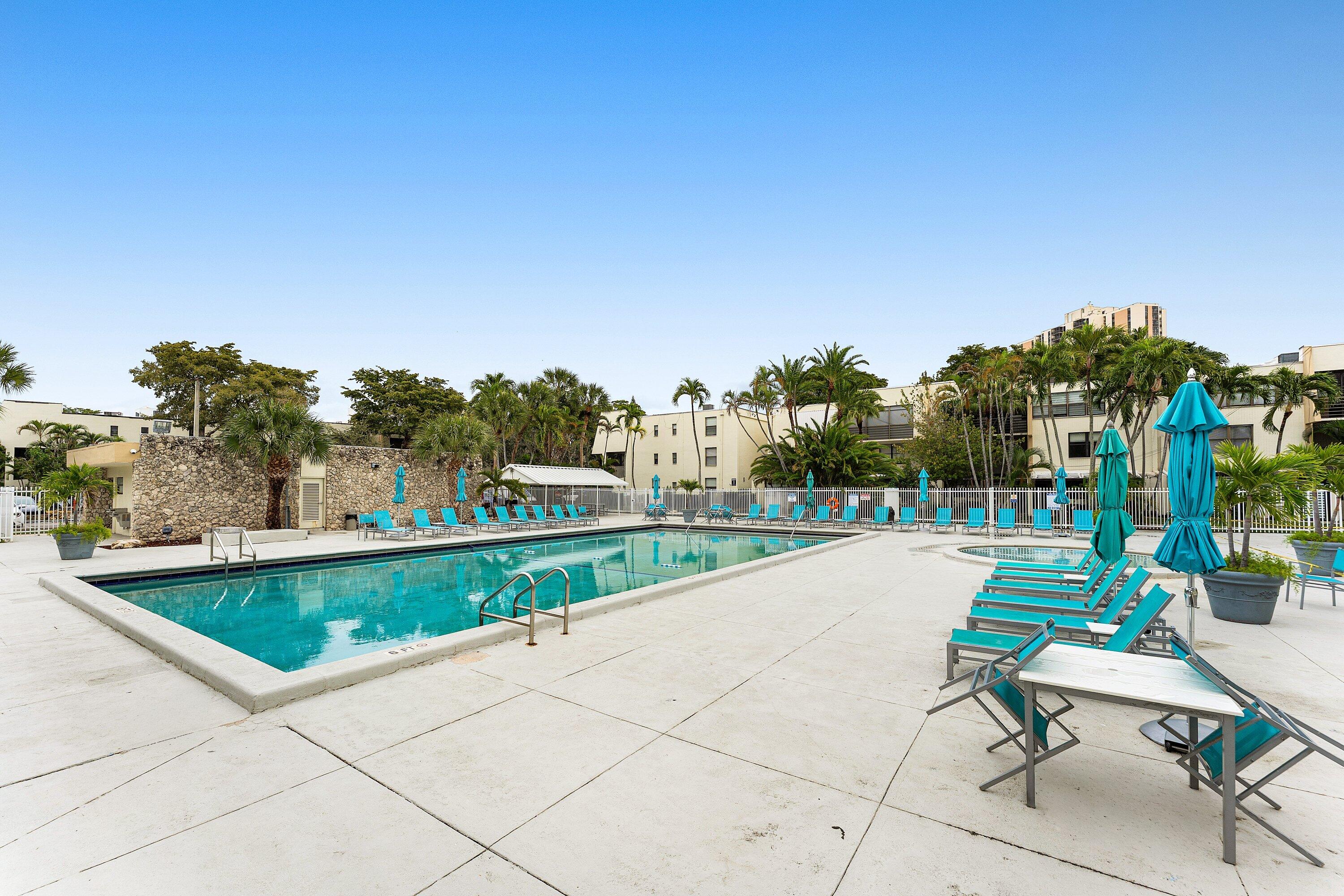 20200 W Country Club Drive Ph-20