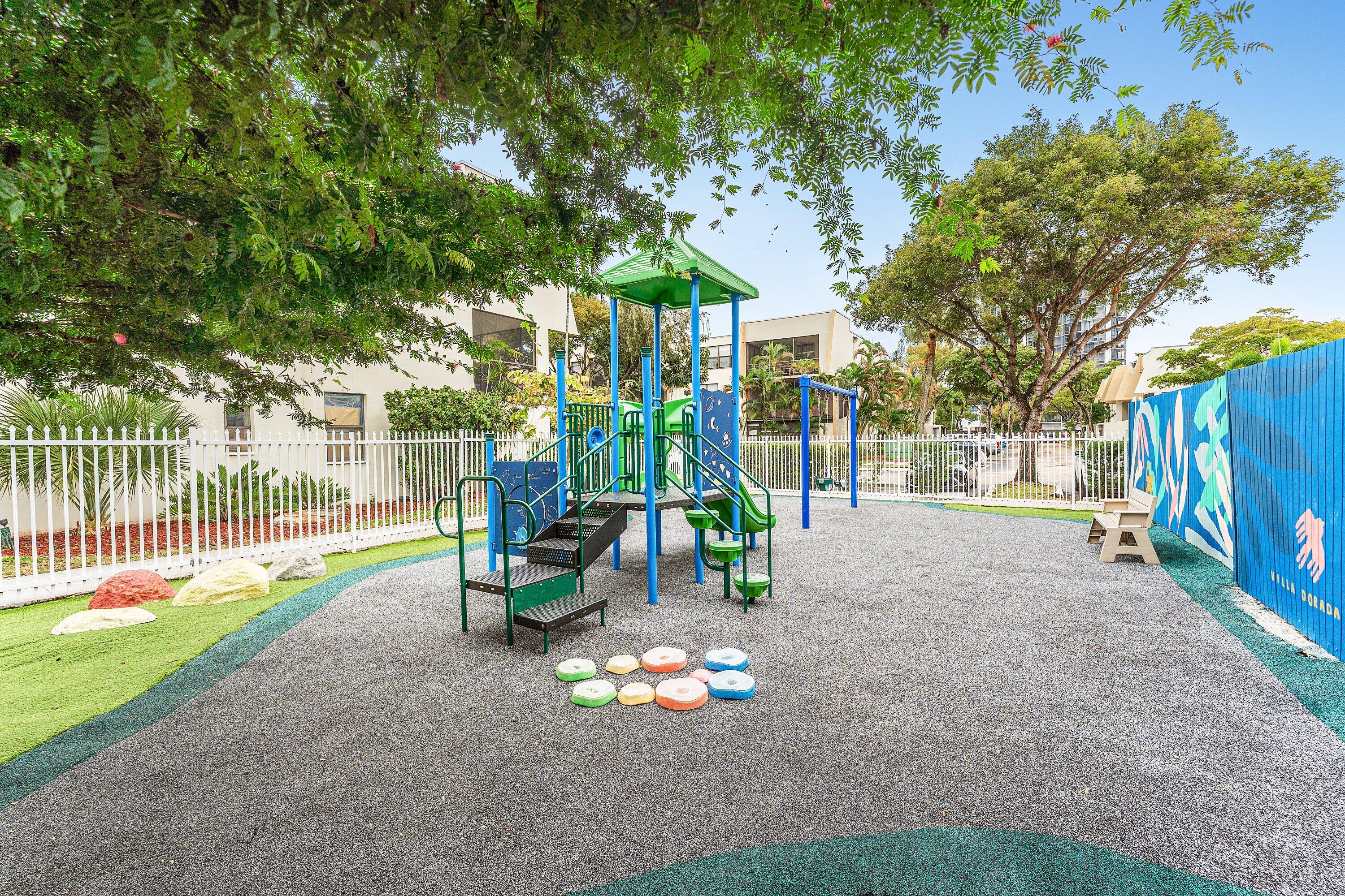 20200 W Country Club Drive Ph-20