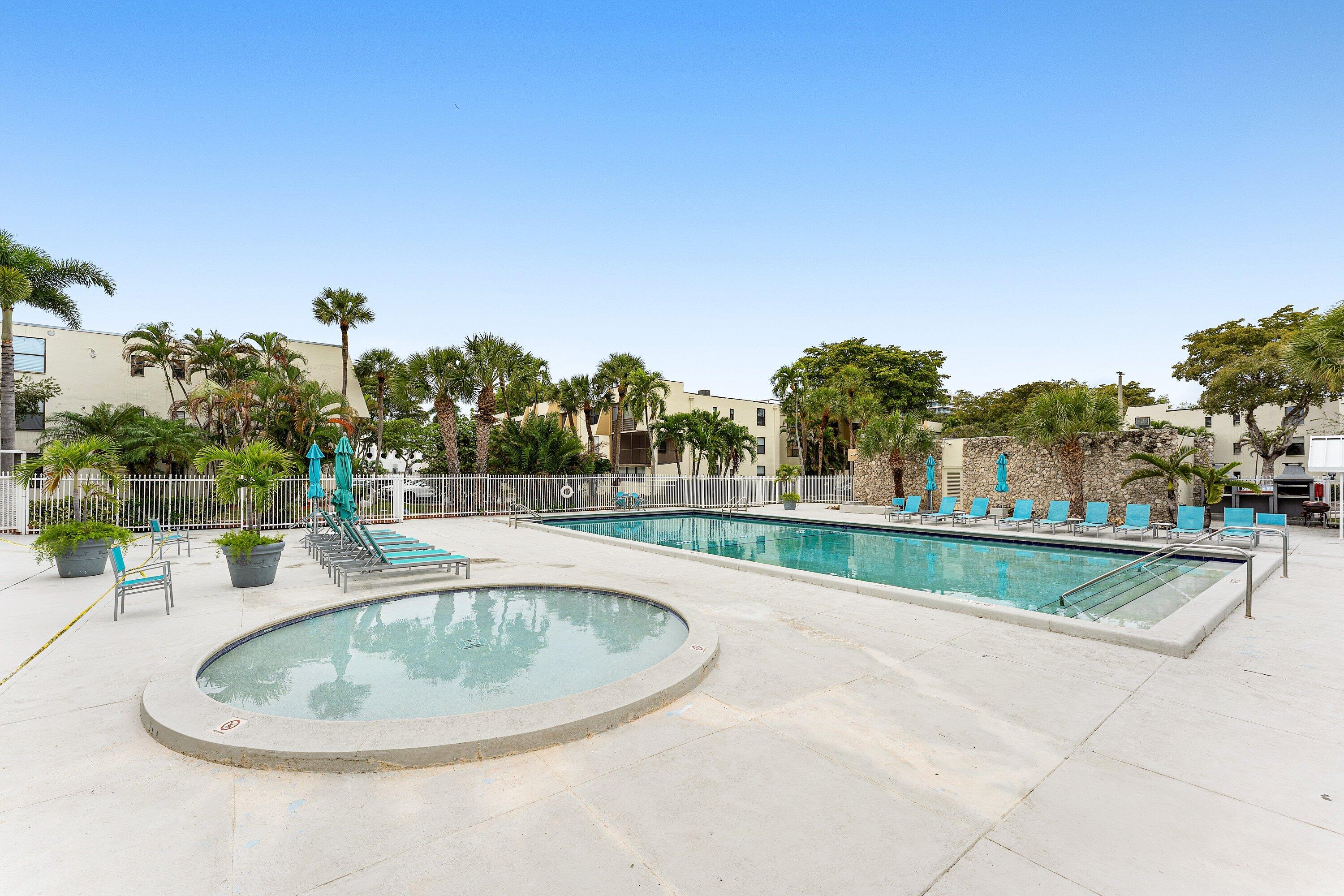 20200 W Country Club Drive Ph-20