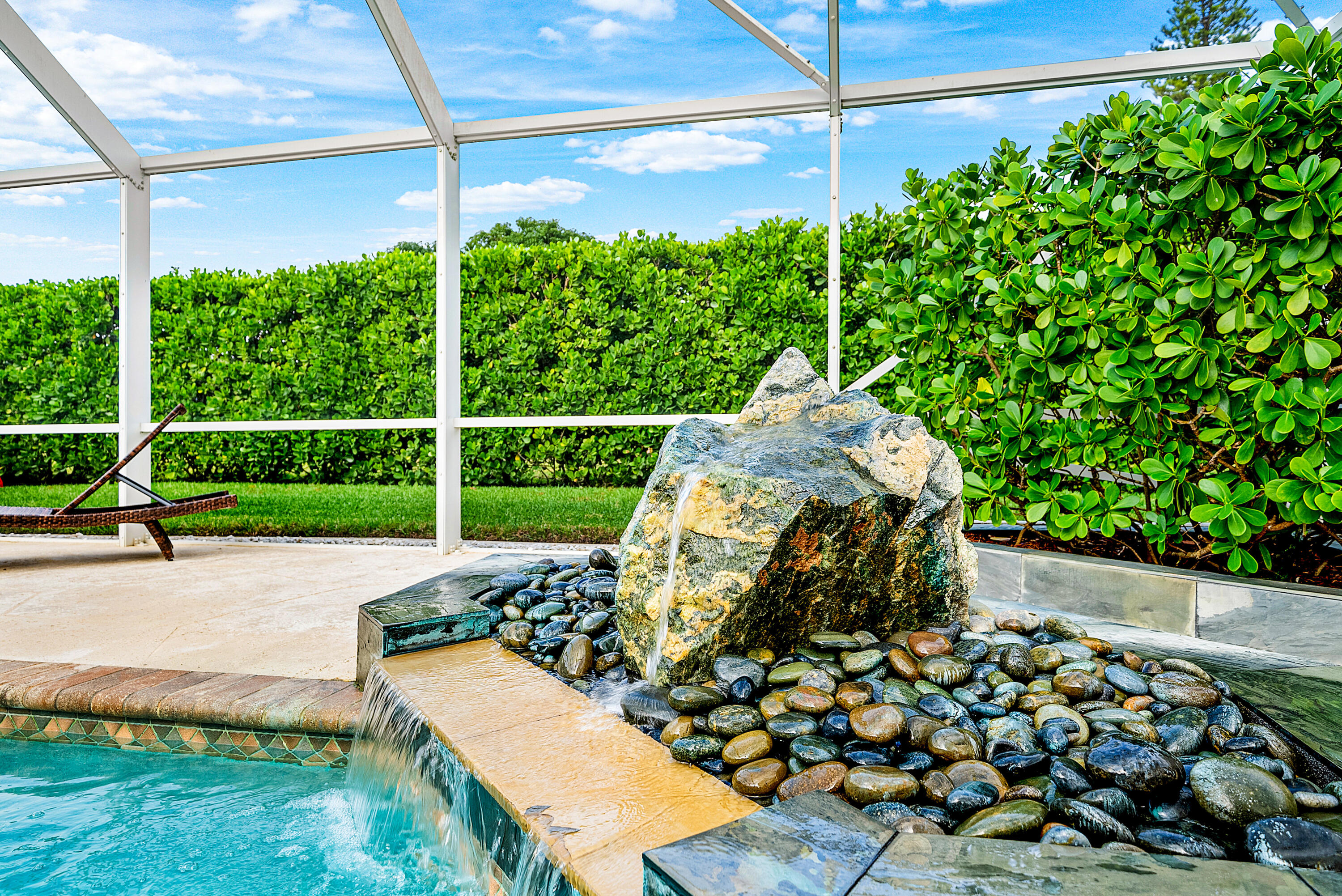 420 Muirfield Drive