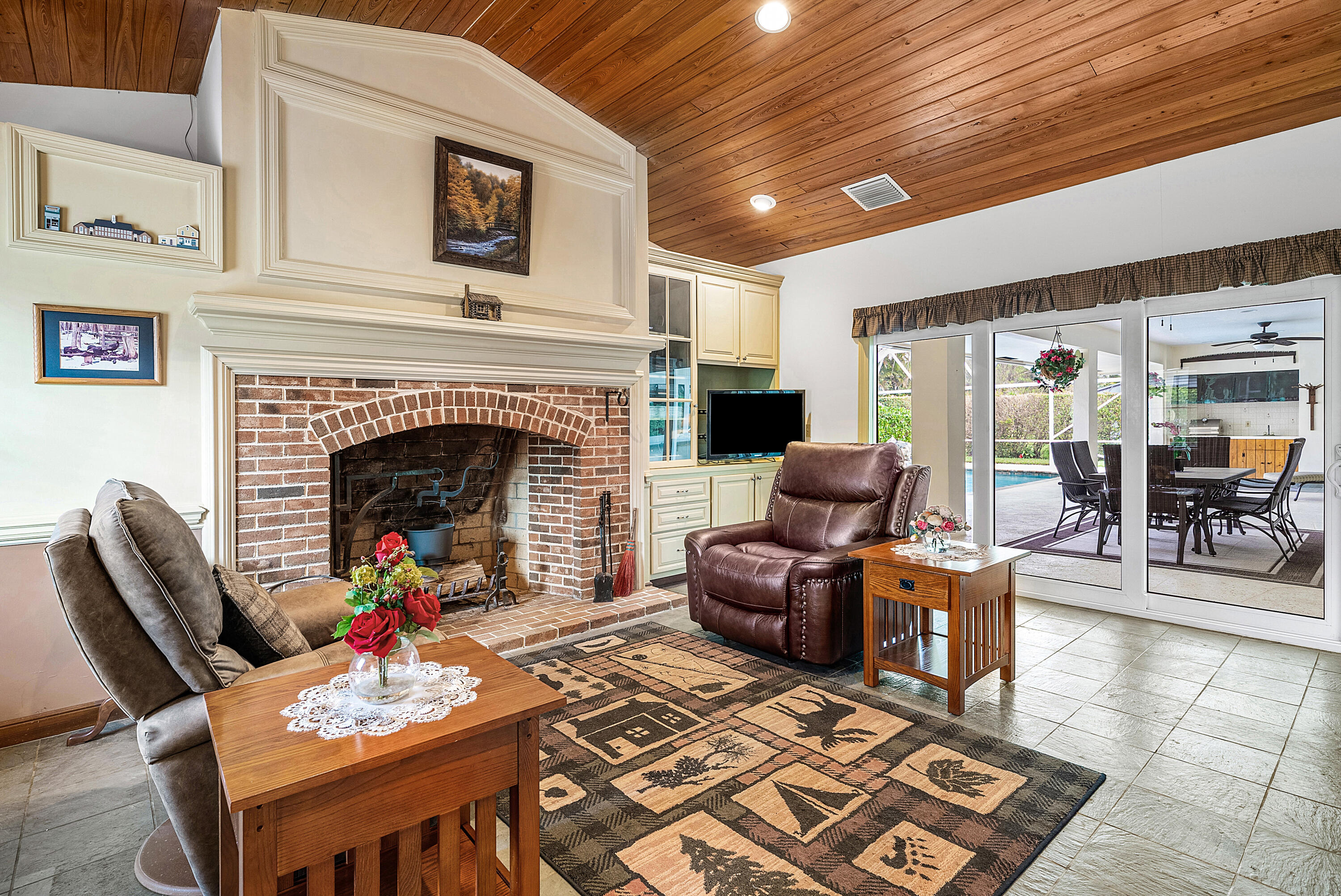 420 Muirfield Drive