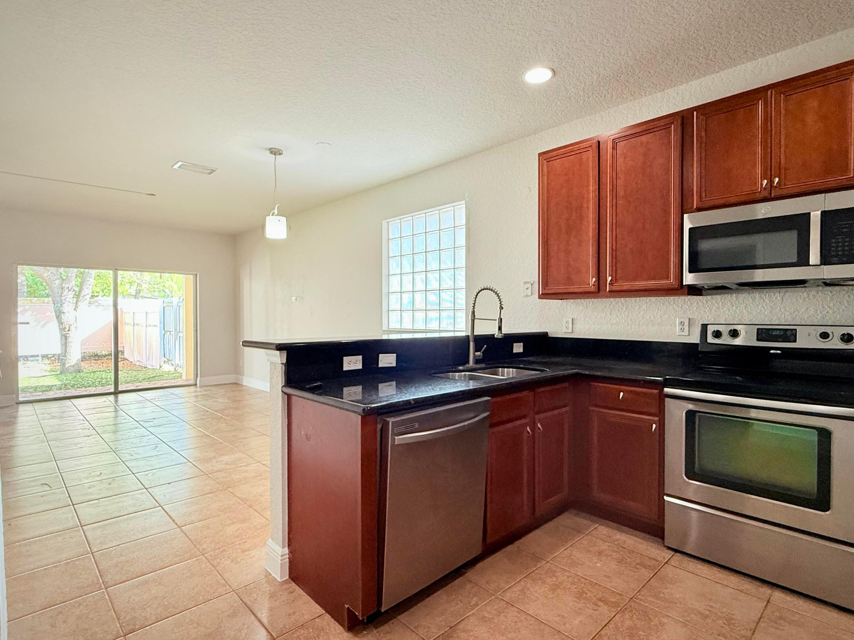 888 Quartz Terrace