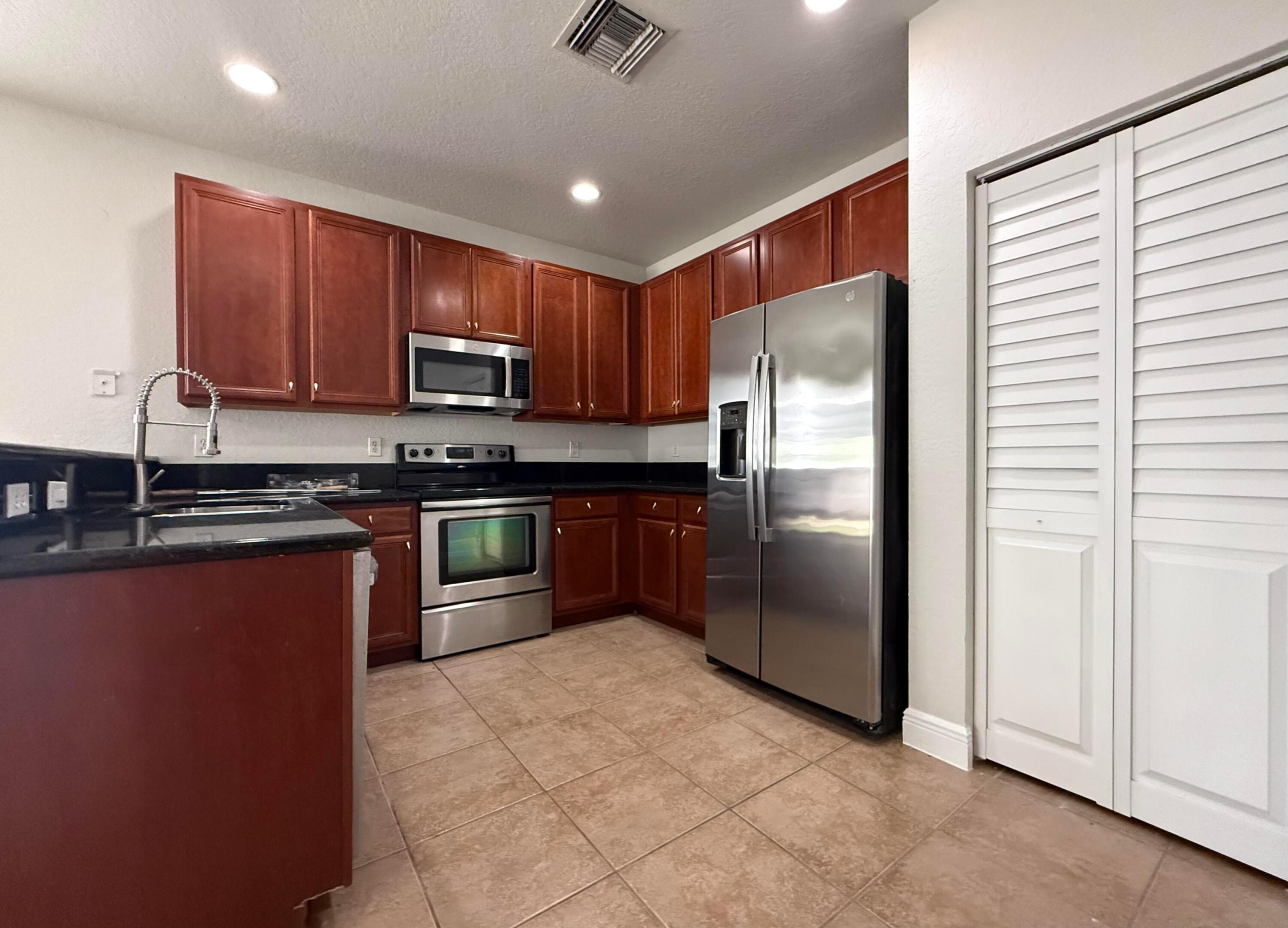 888 Quartz Terrace