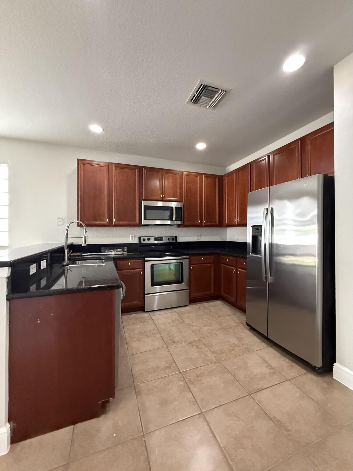 888 Quartz Terrace