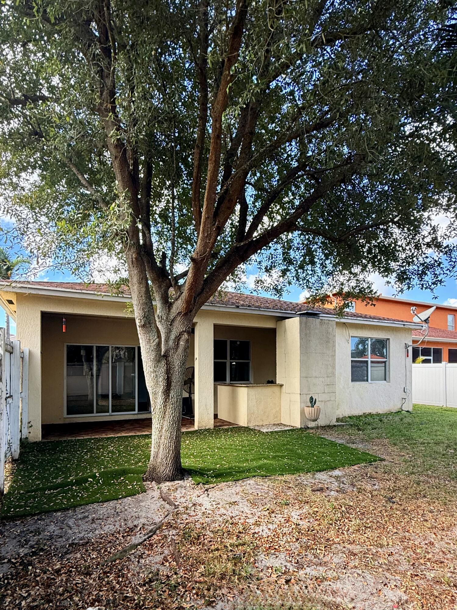 888 Quartz Terrace