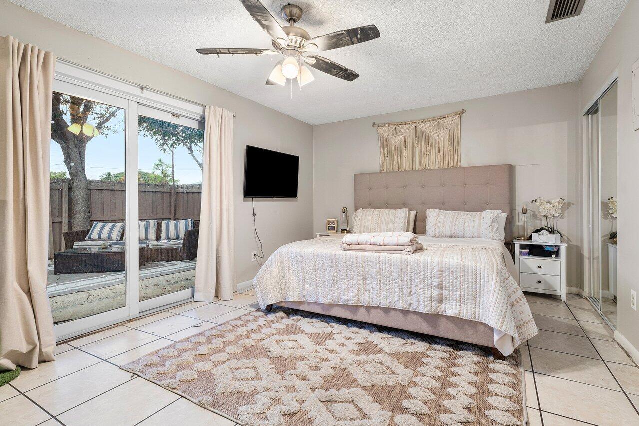 1040 Miami Boulevard 1,2,3