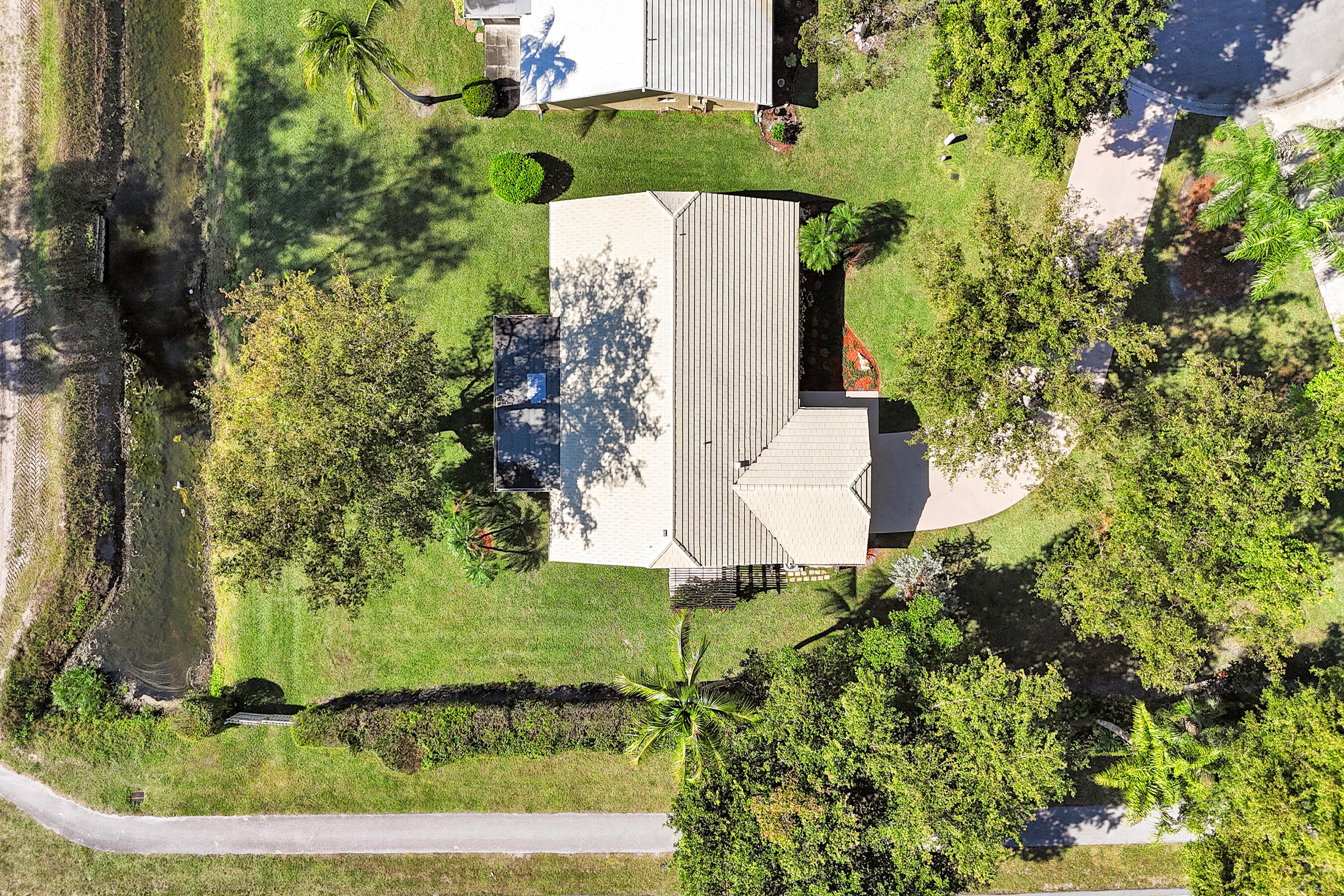 6010 Petaluma Drive