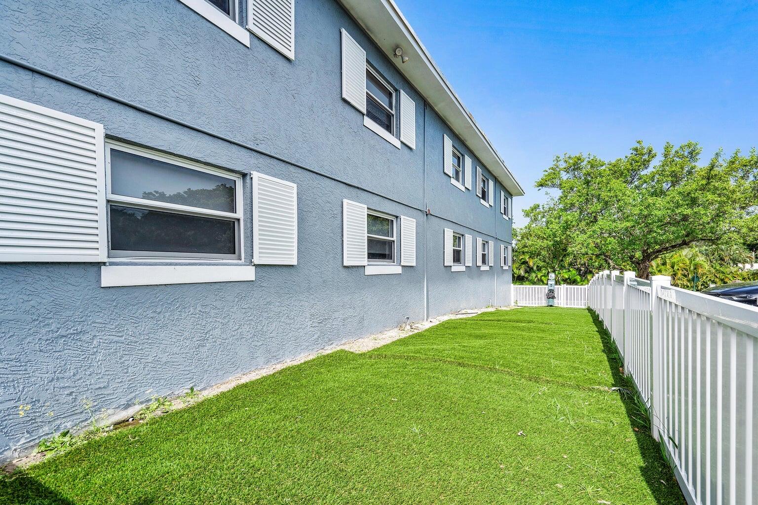 801 Andrews Avenue 1