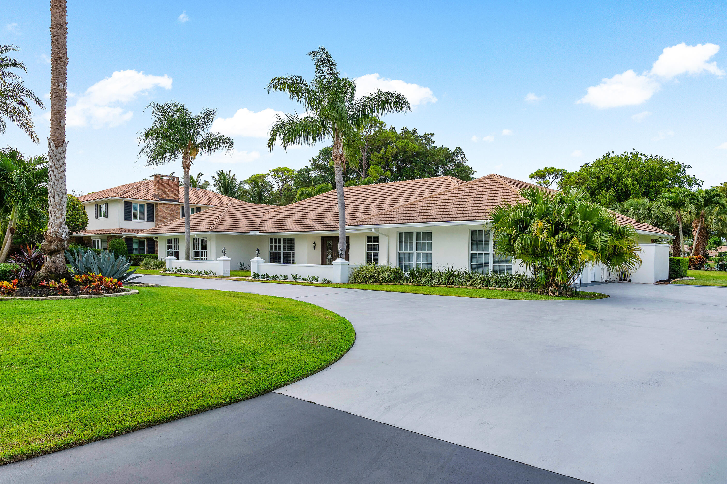 110 Glenbrook Court