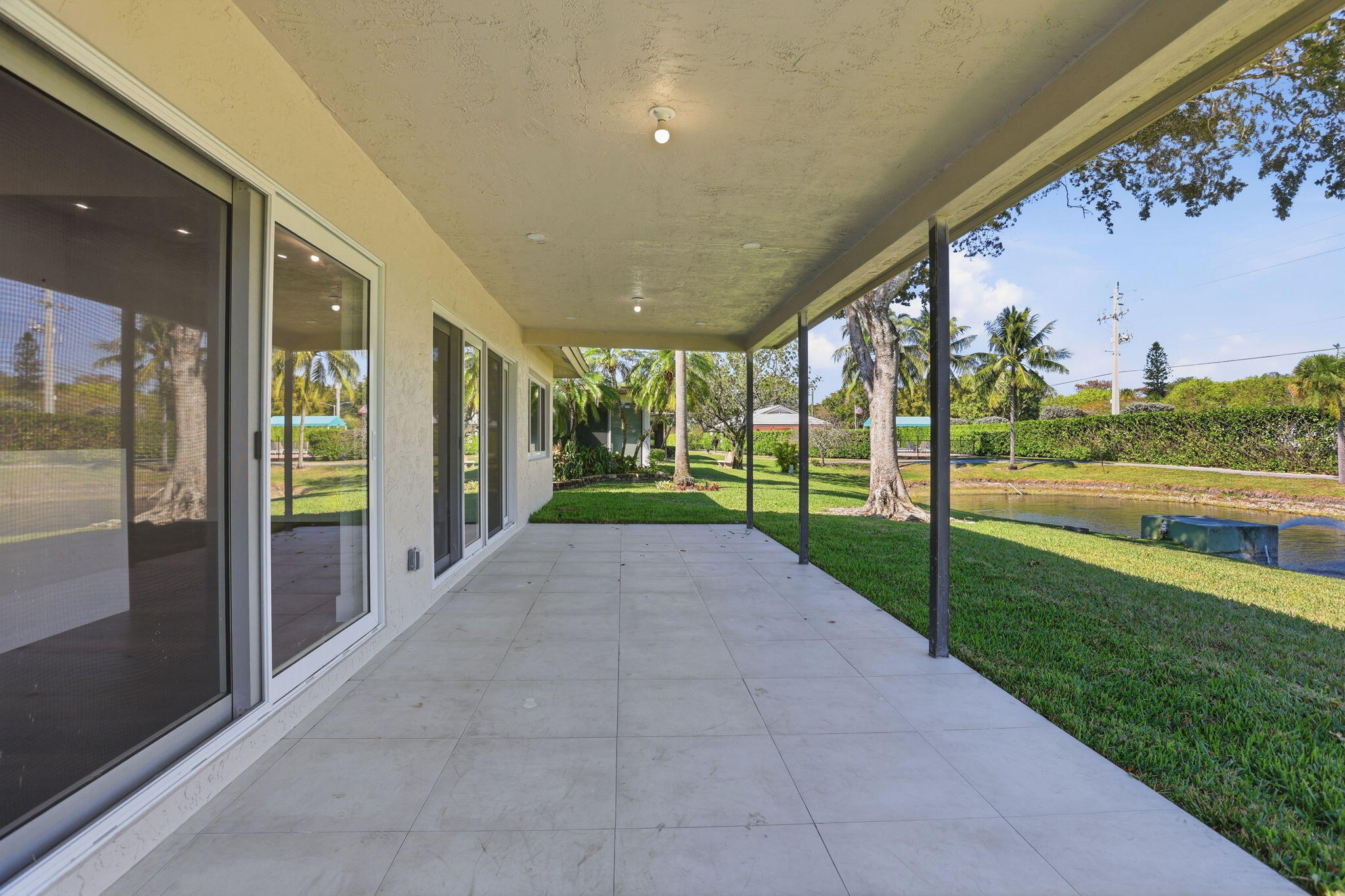 6389 Casabella Lane