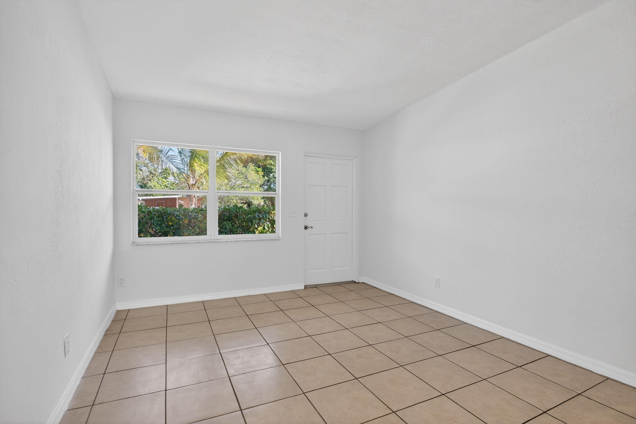 1932 Cedarwood Drive