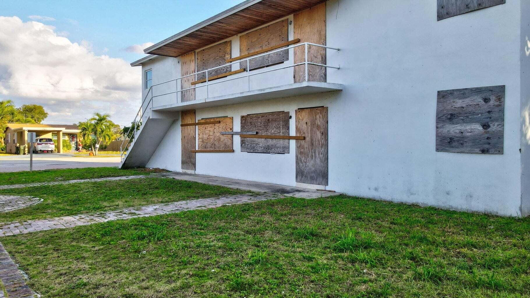 124 SW 8th Avenue