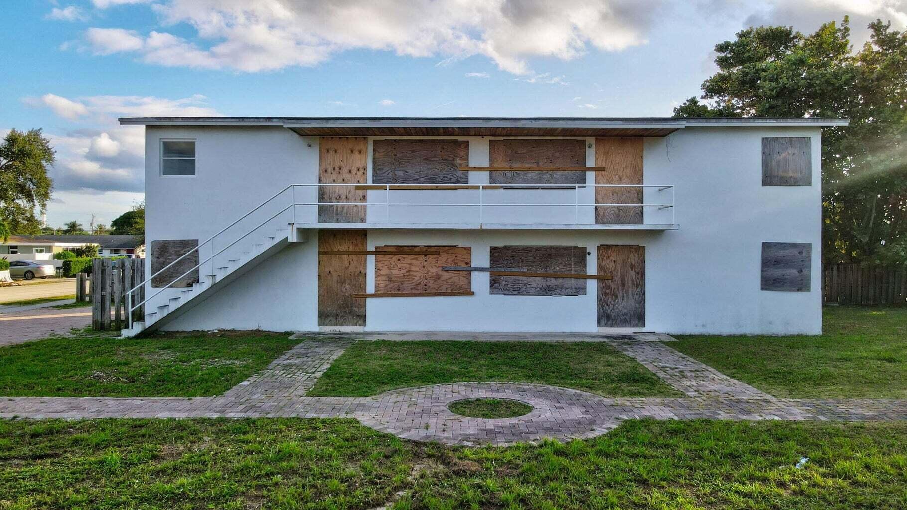 124 SW 8th Avenue