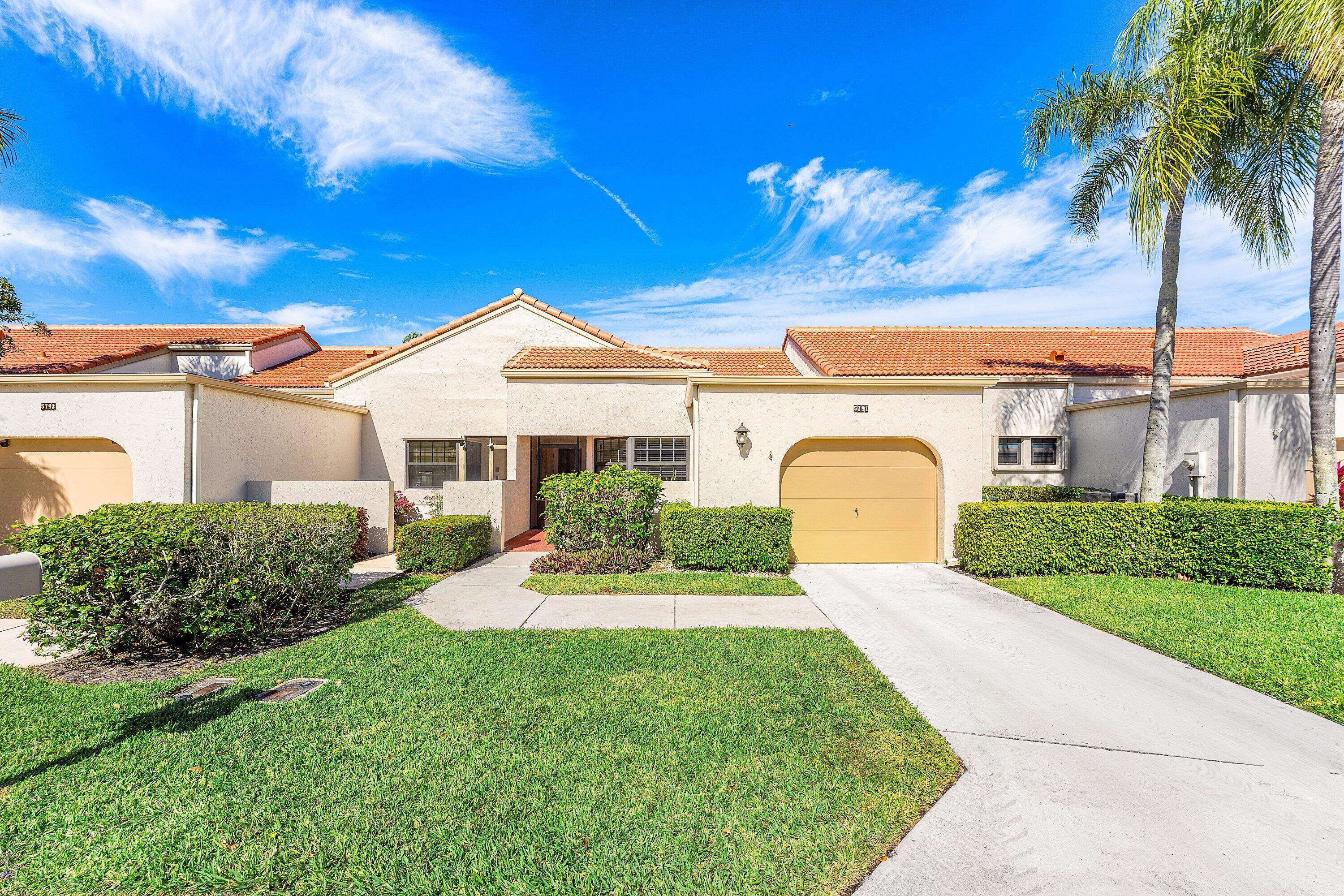 5791 Parkwalk Circle W