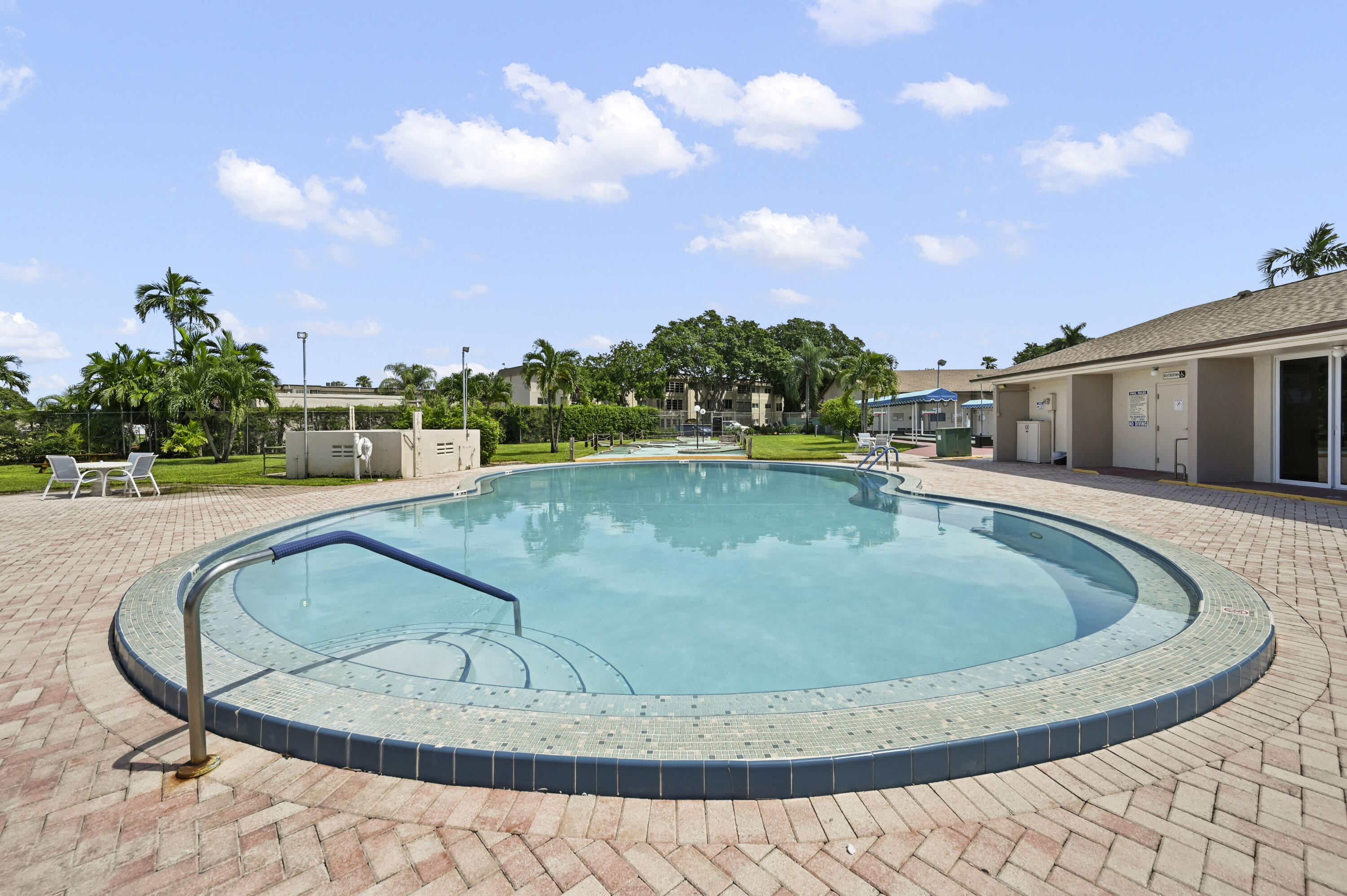715 Lori Drive 307