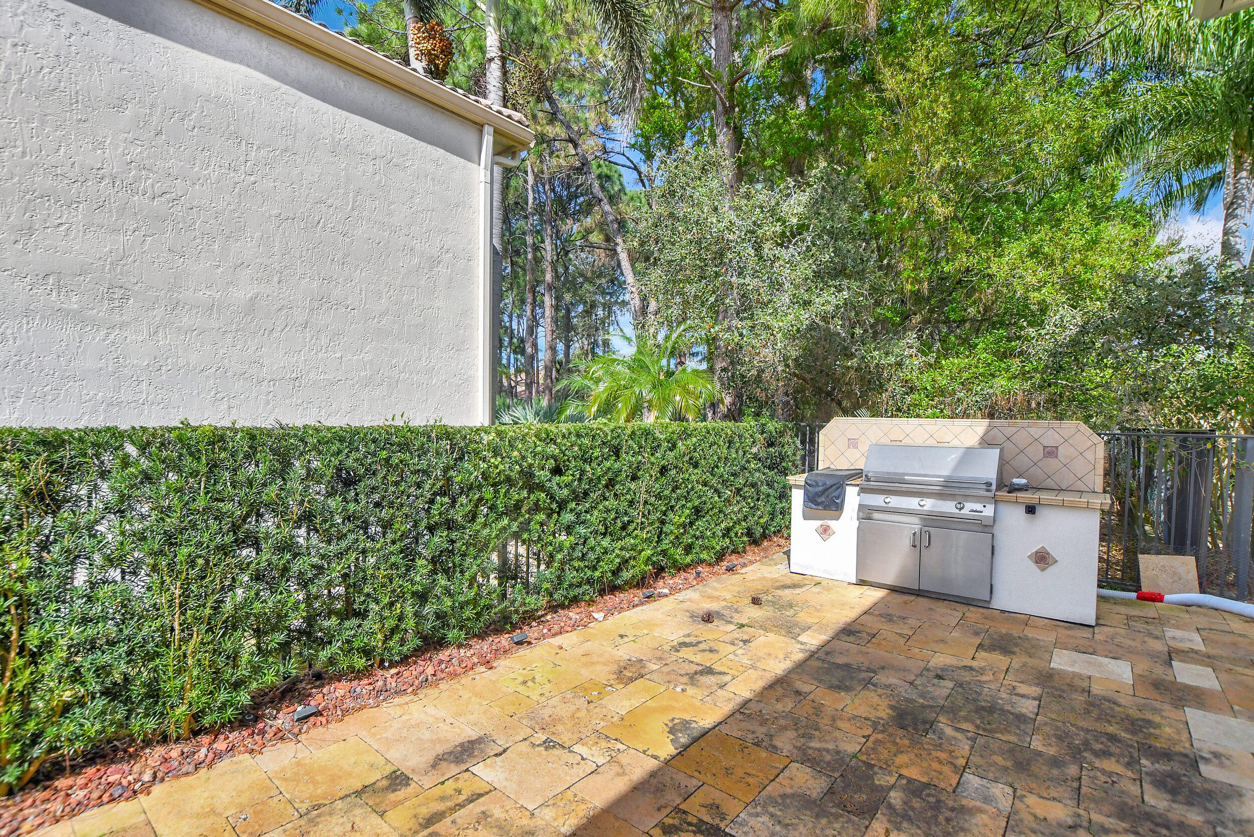 6766 Royal Orchid Circle