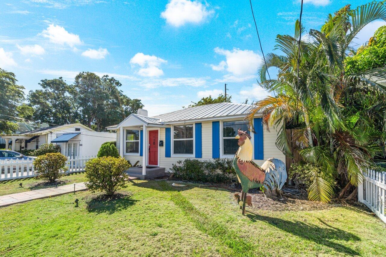 126 NE 4th Avenue