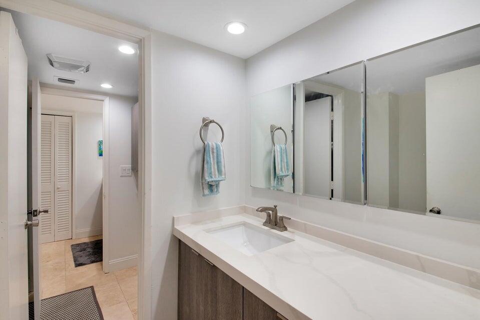 2881 NE 33rd Court 5f