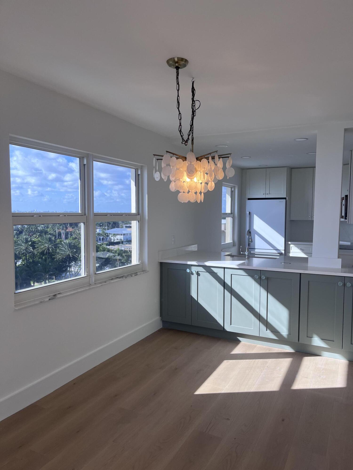 1069 Hillsboro Mile 801