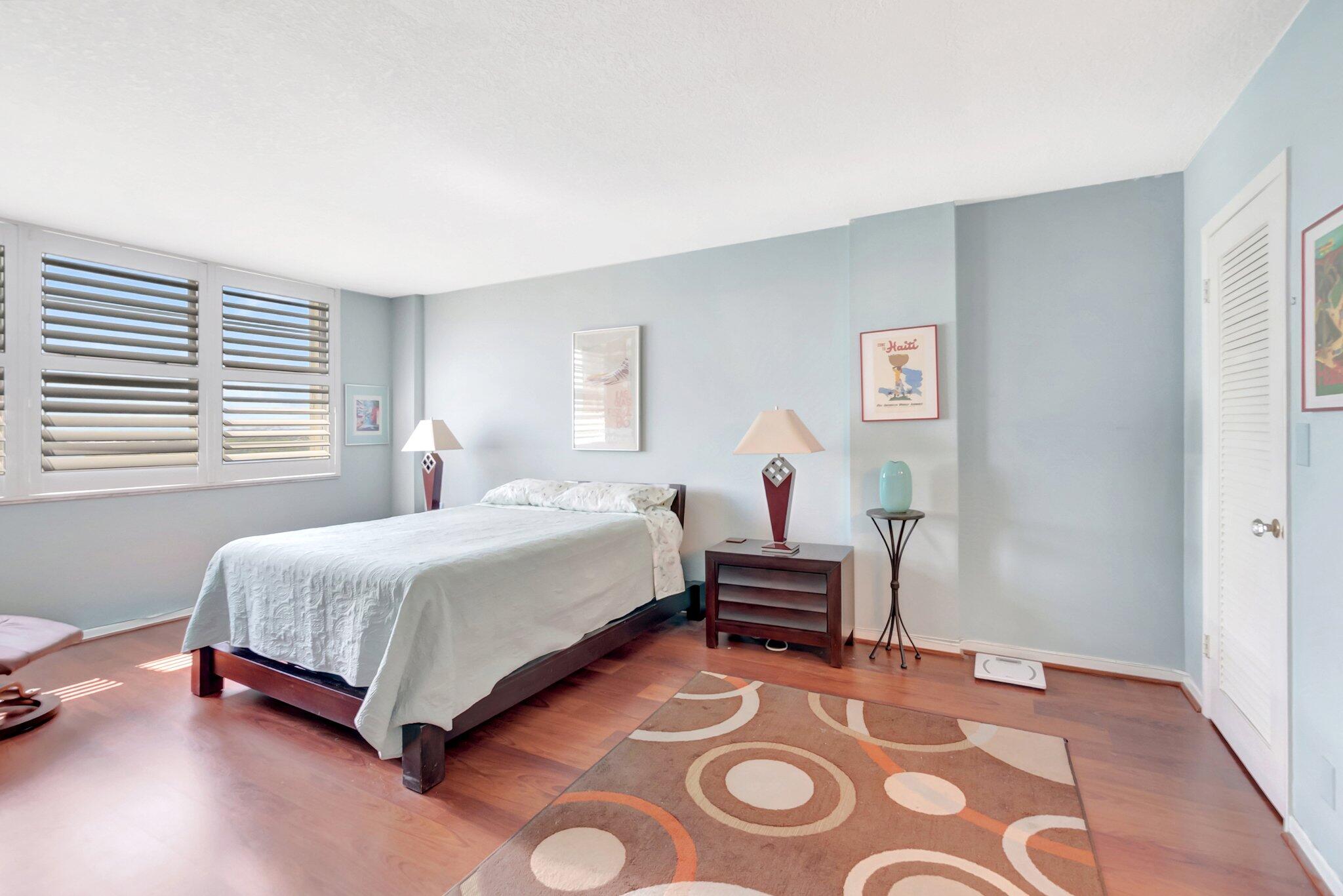 2121 N Ocean Boulevard 801w