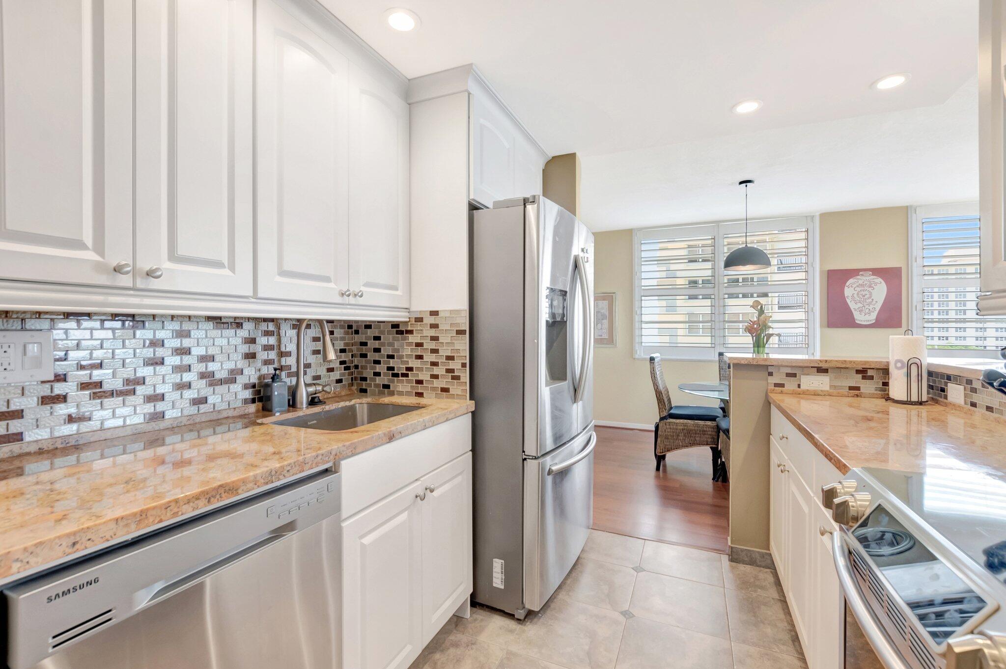 2121 N Ocean Boulevard 801w