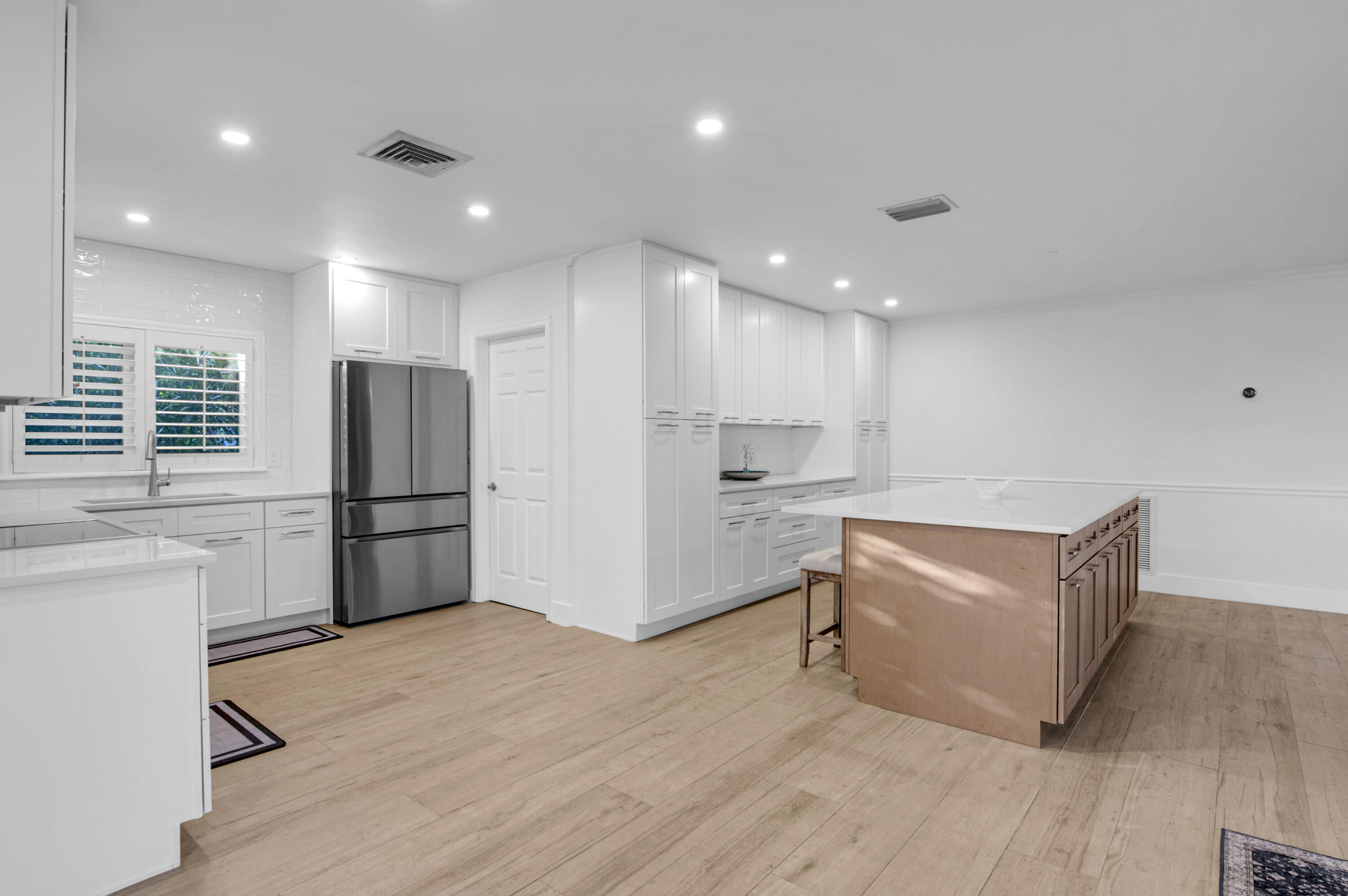 744 Peachtree Lane