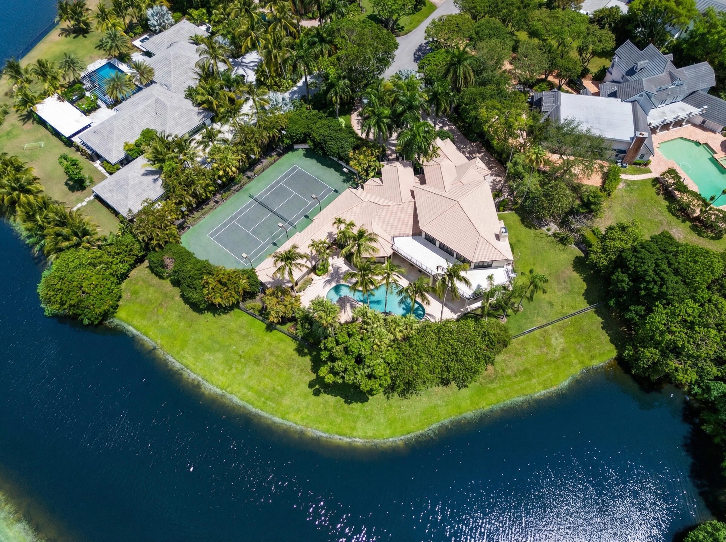 18800 Long Lake Drive