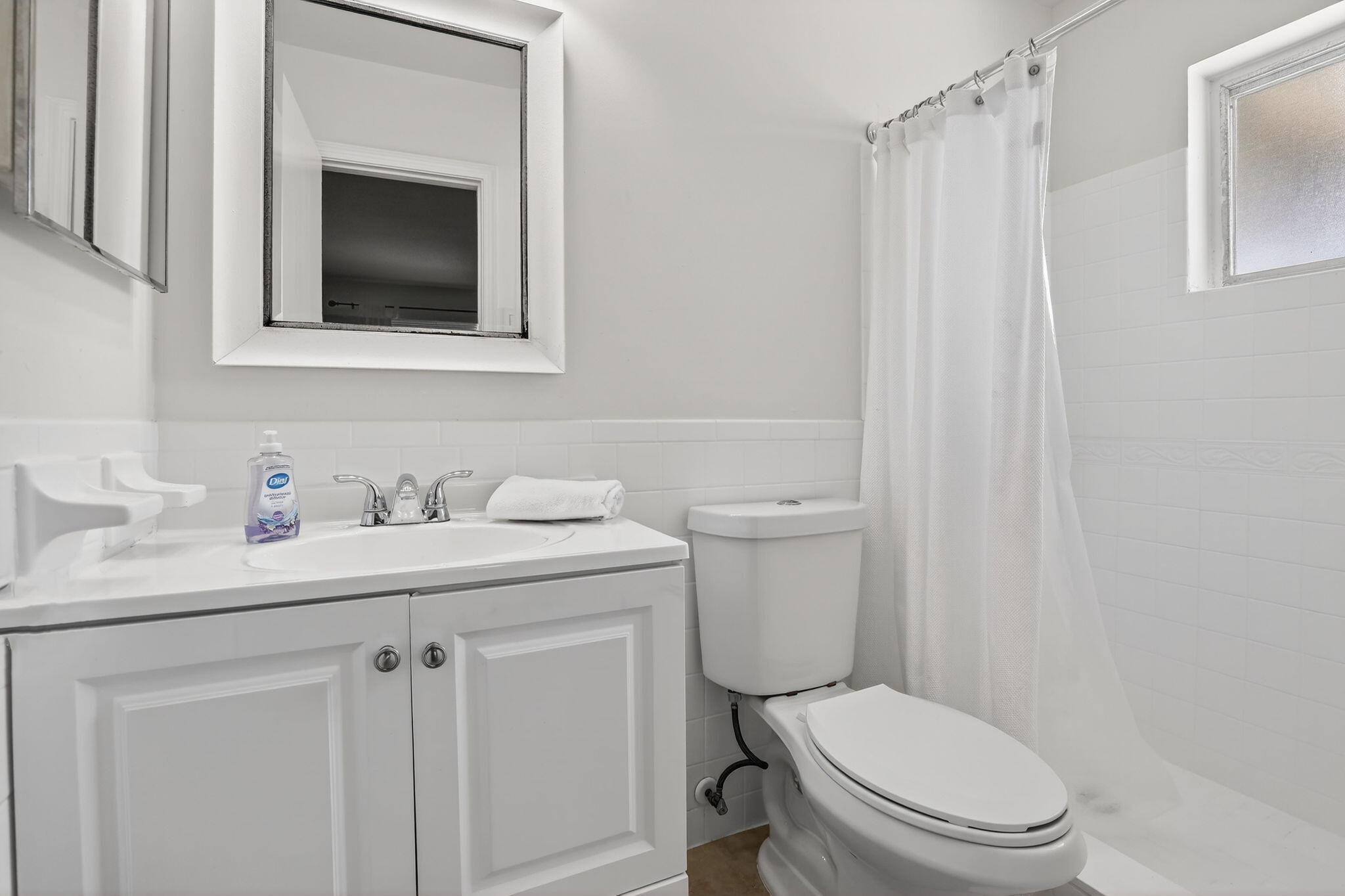 5710 NW 70th Terrace