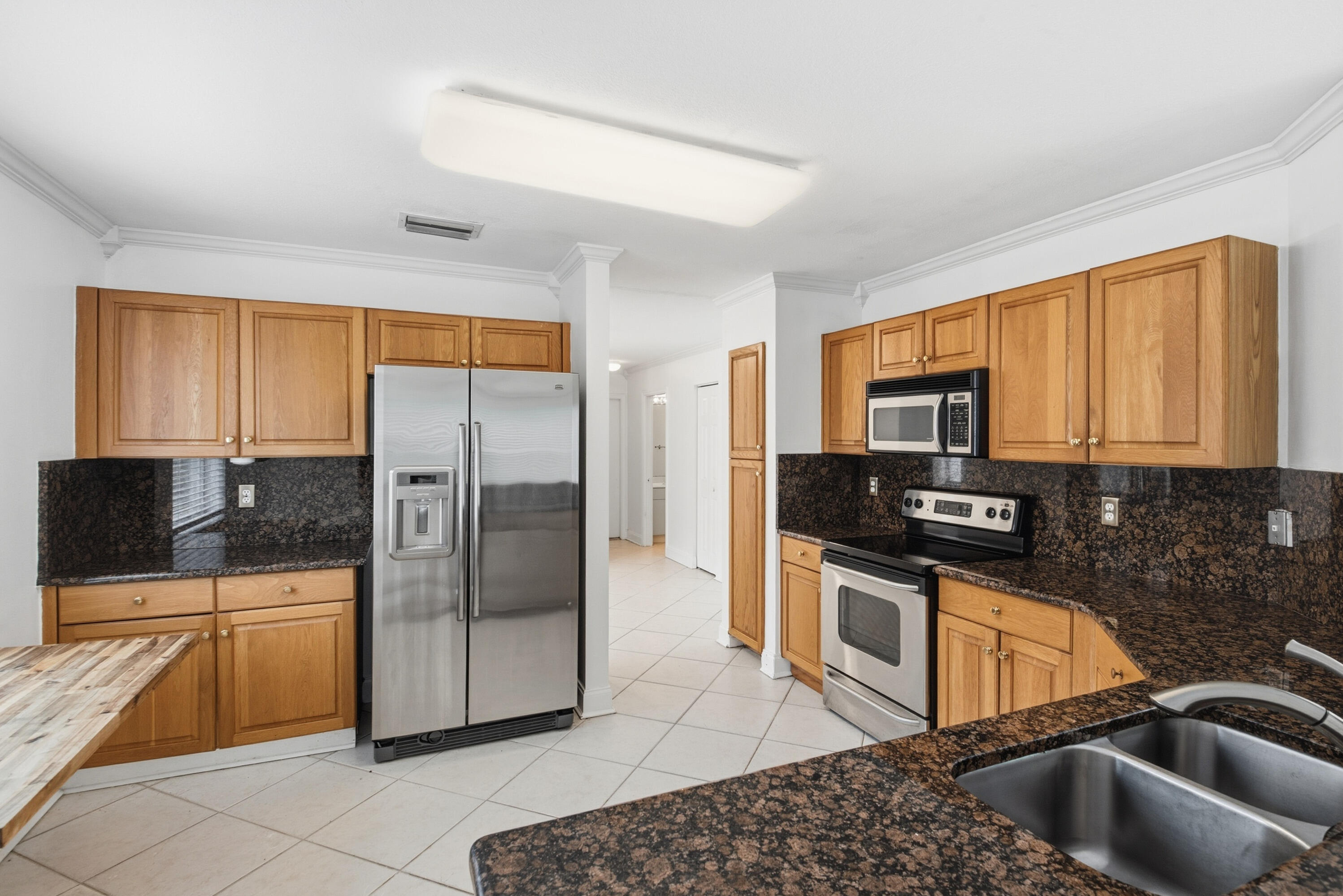 8021 Stirrup Cay Court