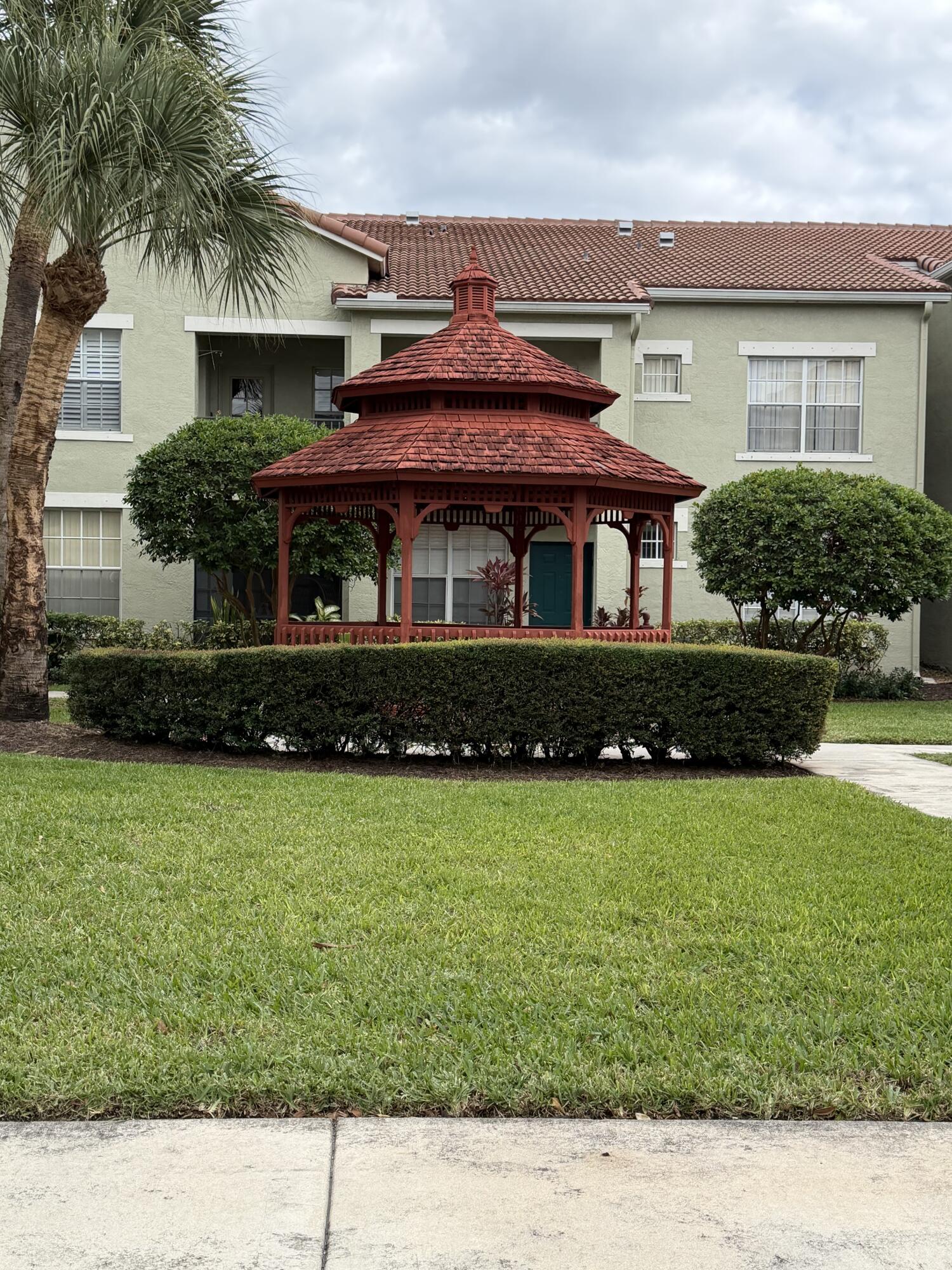1910 Belmont Place