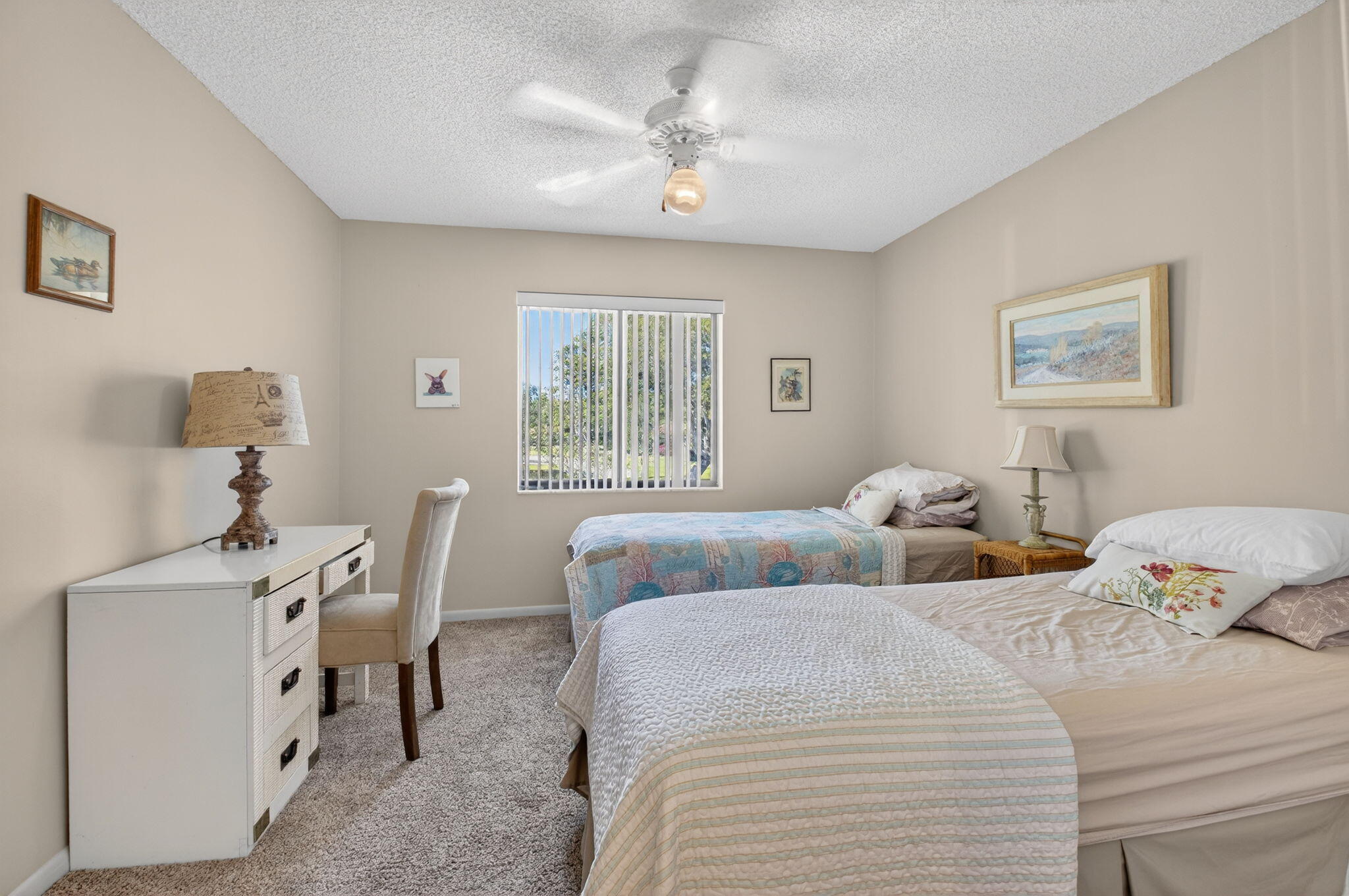 10279 N Circle Lake Drive 202