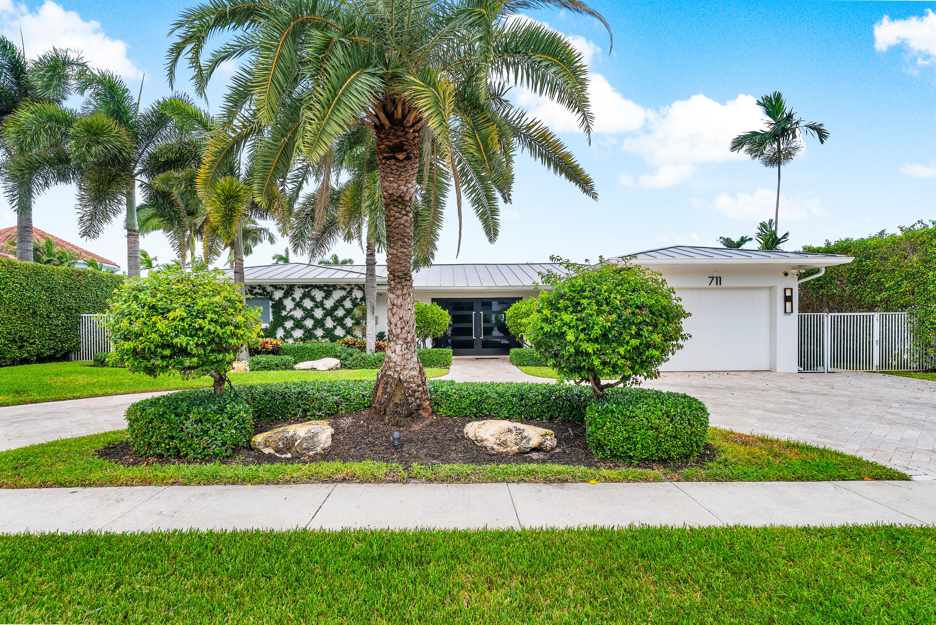711 NE 69th Street