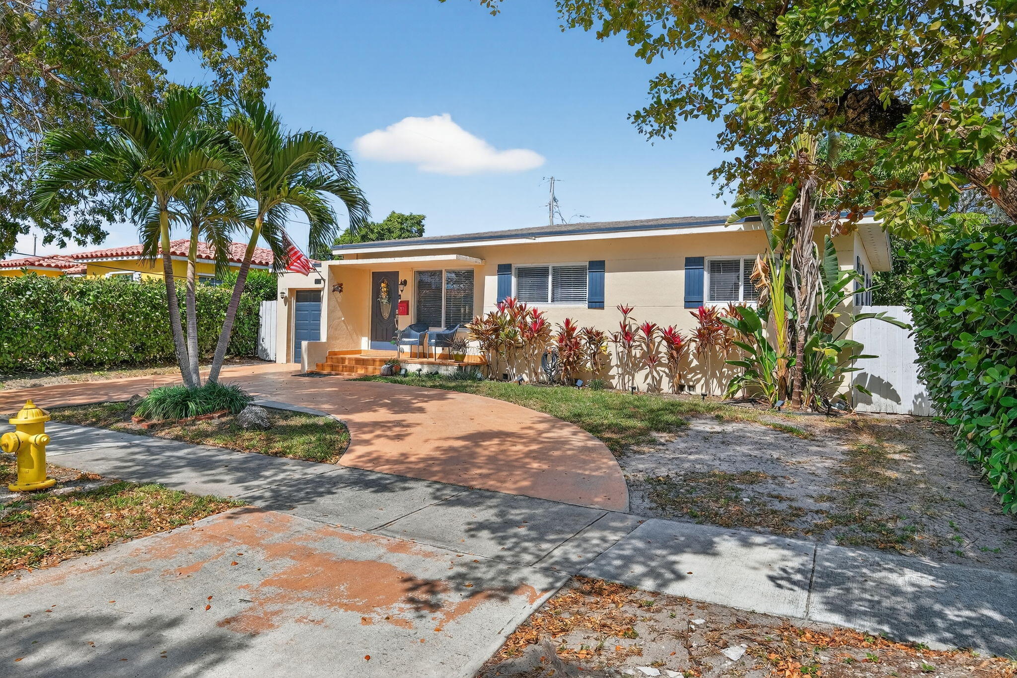 6091 SW 12th Street