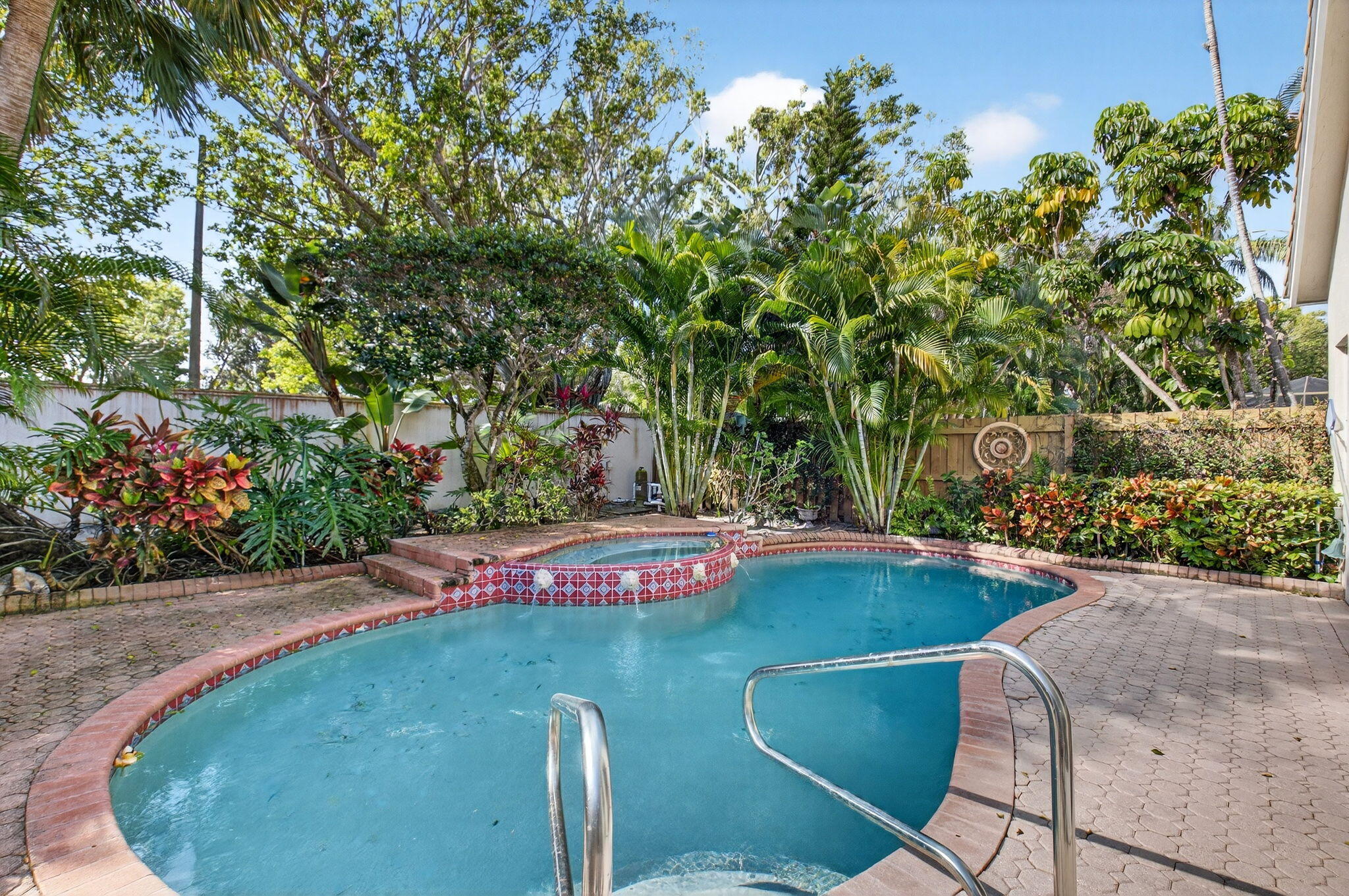 2476 NW 66th Drive
