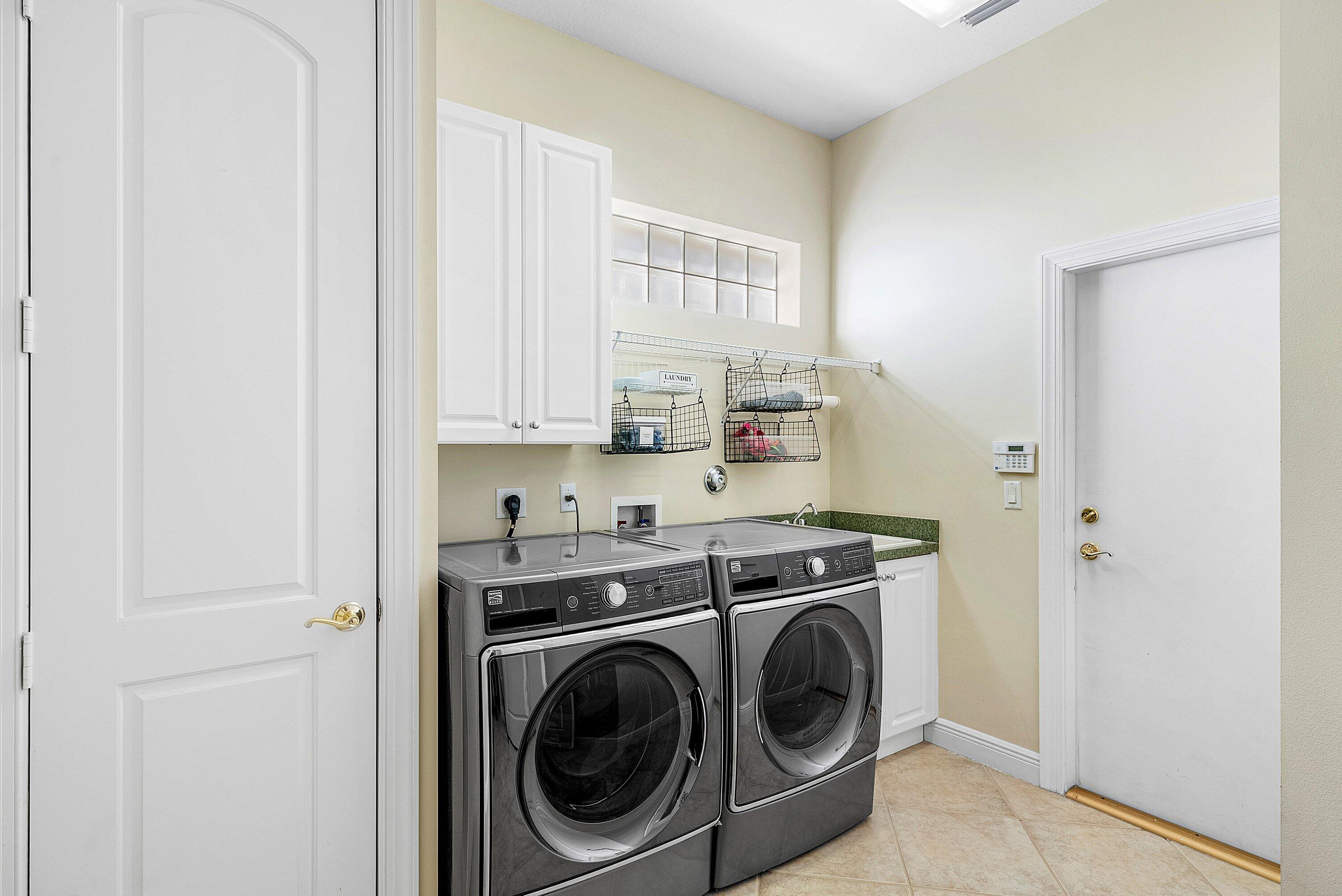 8042 Laurel Ridge Court