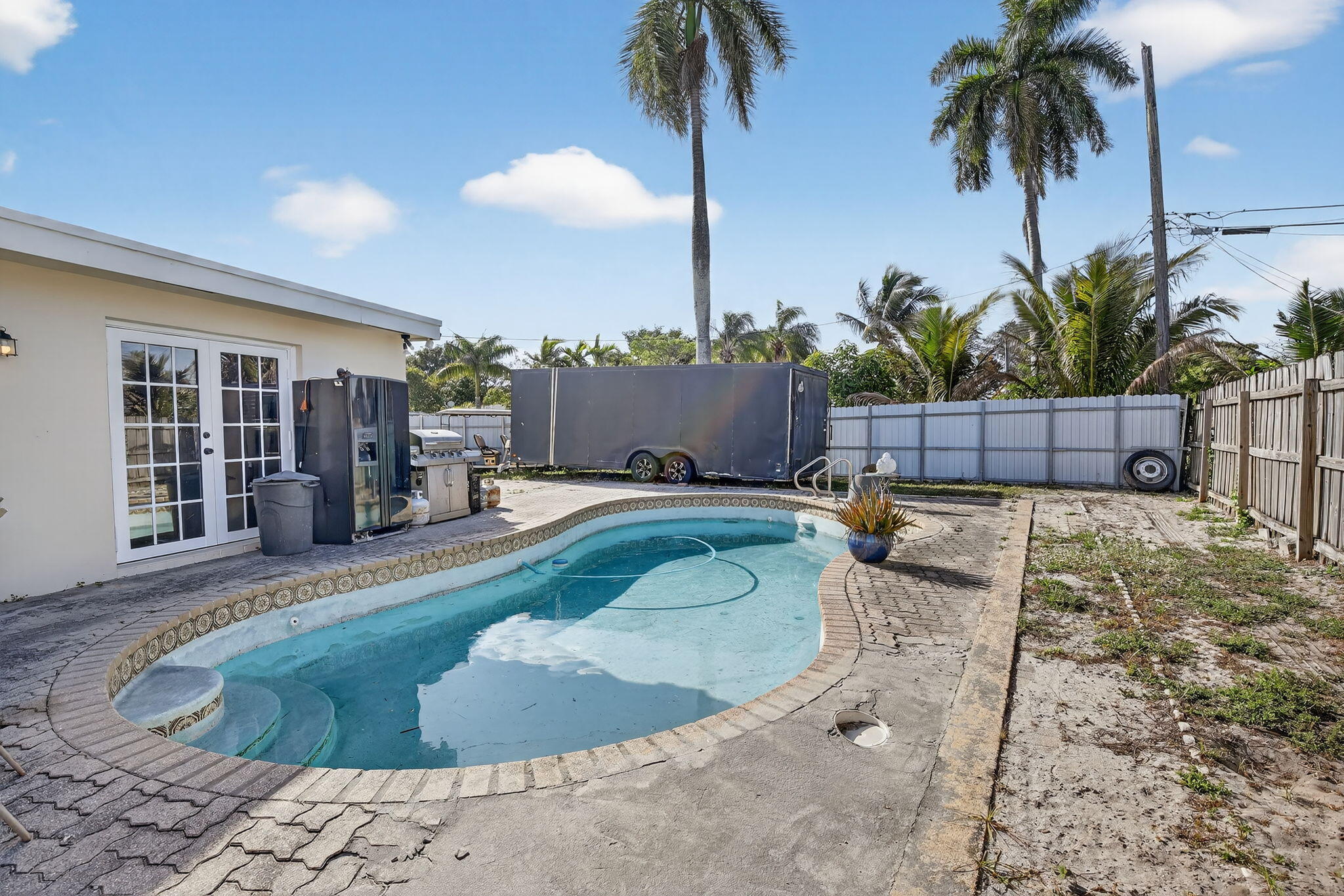 6721 SW 28th Court