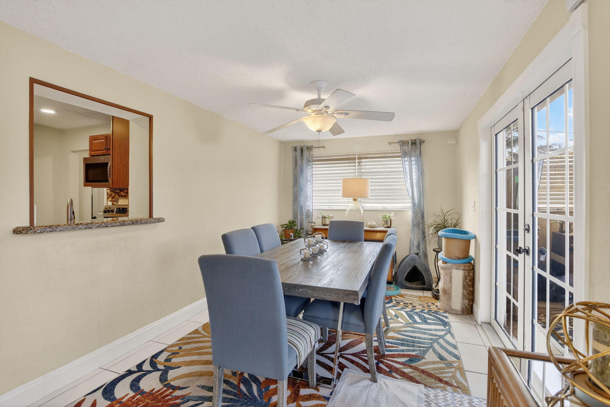 6721 SW 28th Court