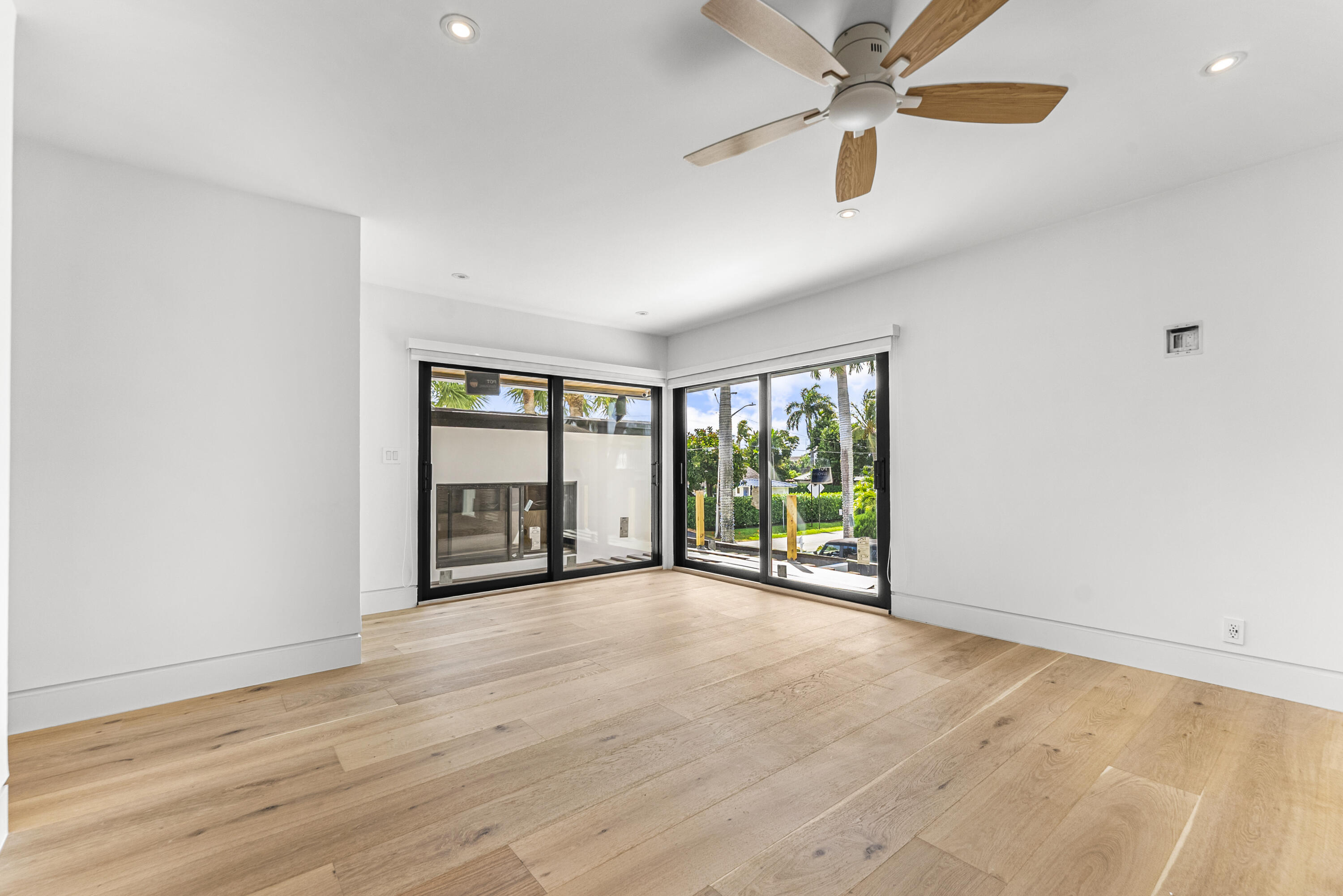 1692 S Ocean Boulevard