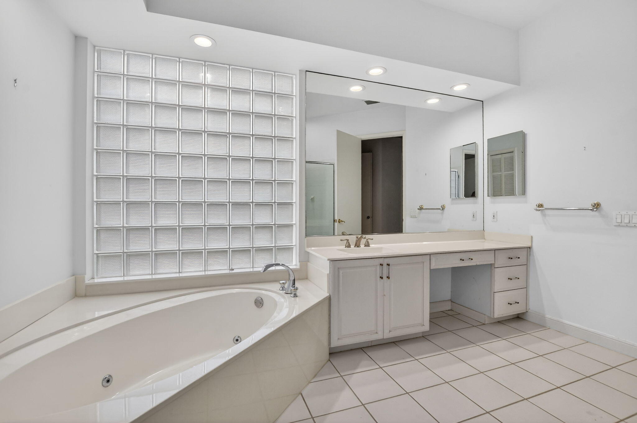 2107 NW 62nd Drive