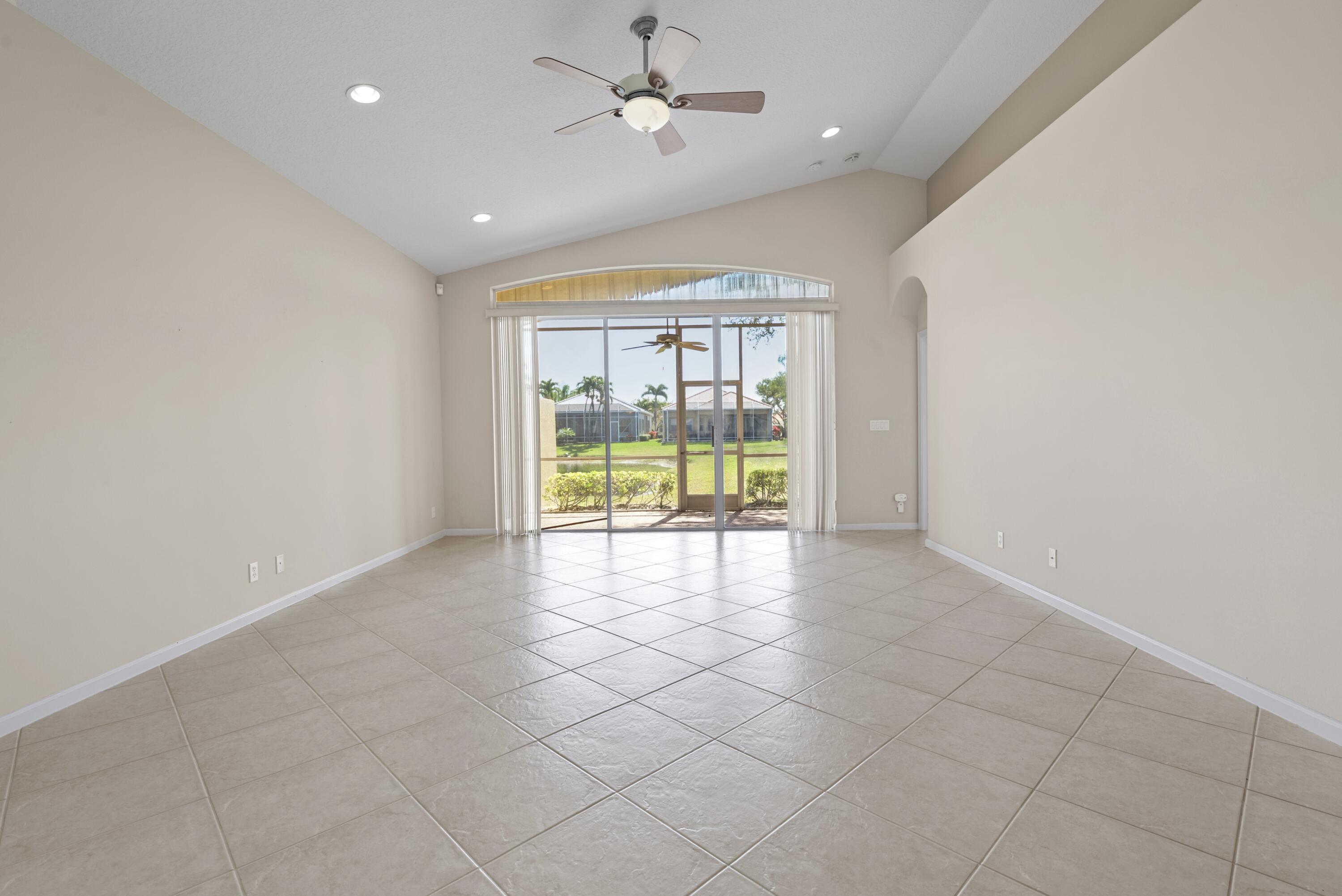 7086 Del Corso Lane