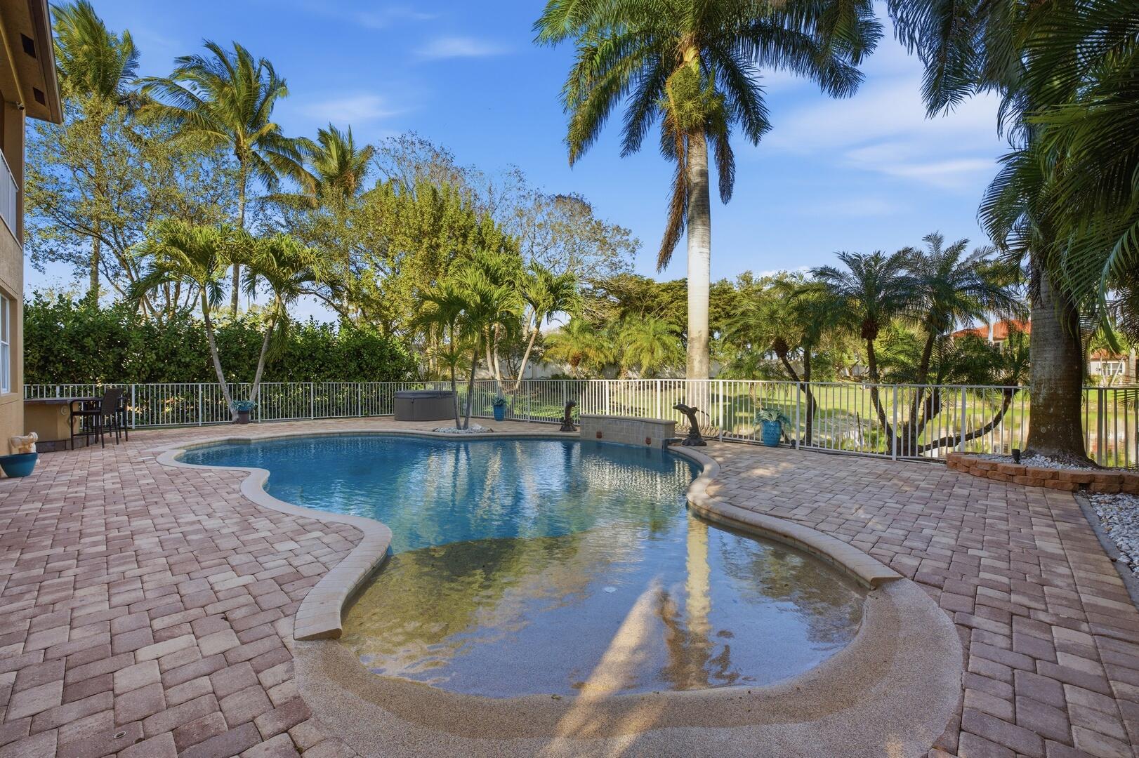 7346 Denicola Lane