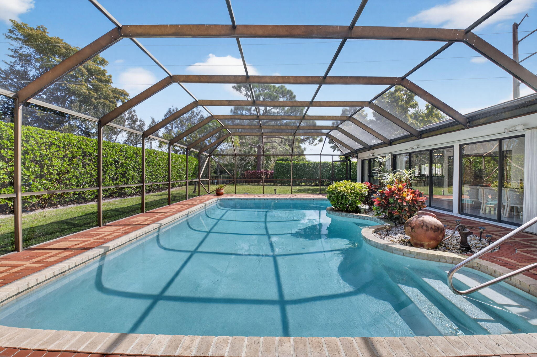 2101 NW 25th Street