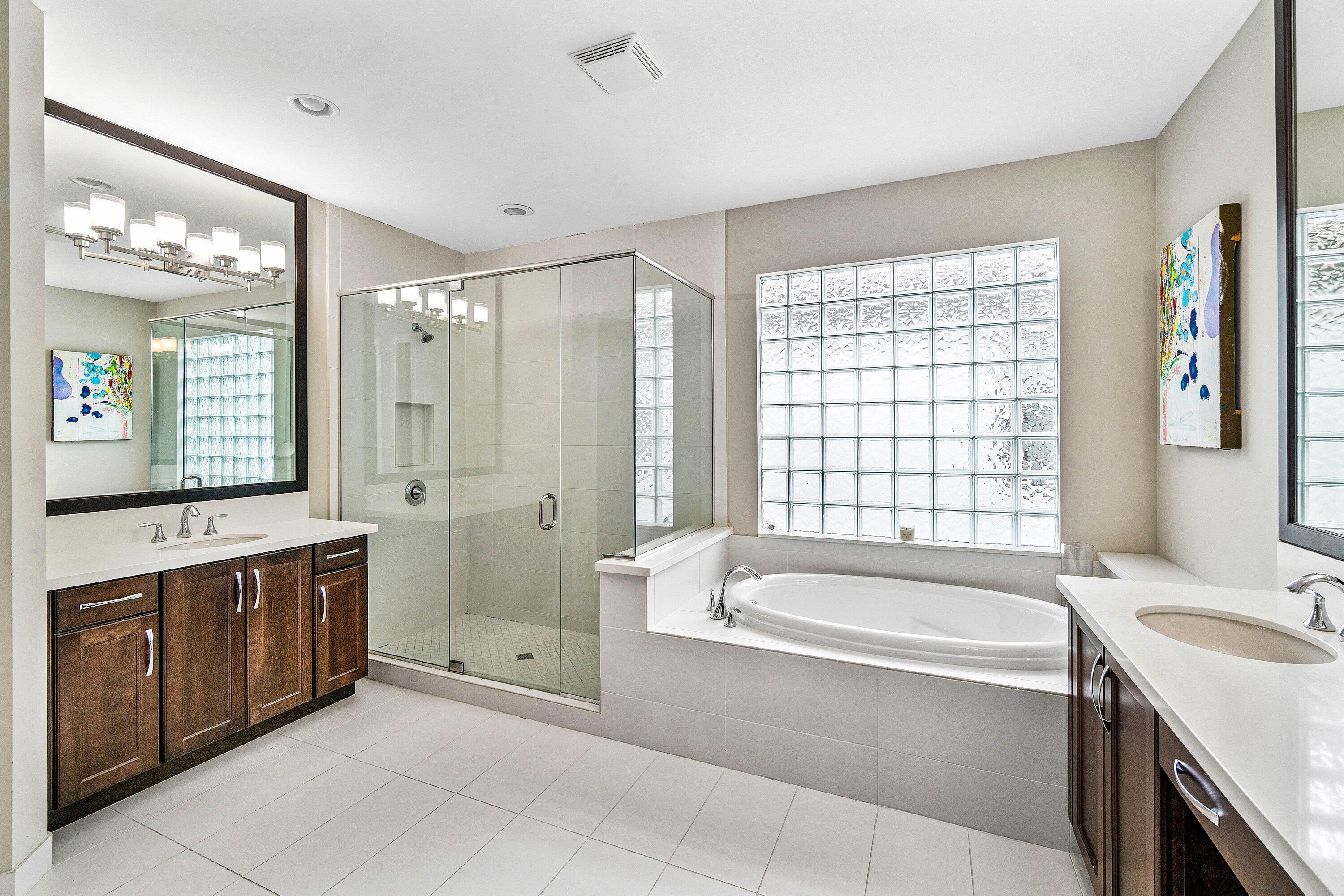 9566 Eden Roc Court